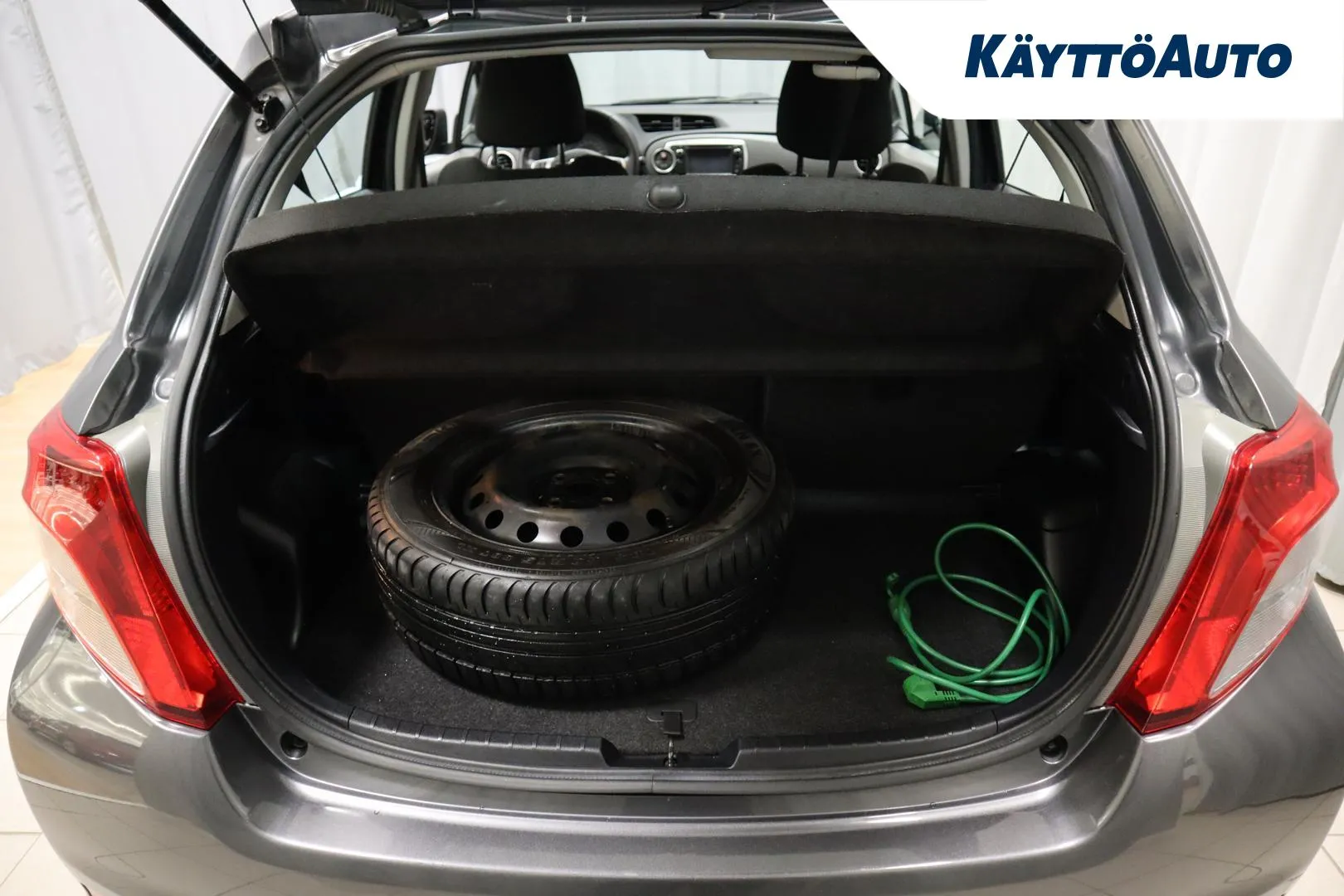 TOYOTA Yaris ZKB-933 carousel image