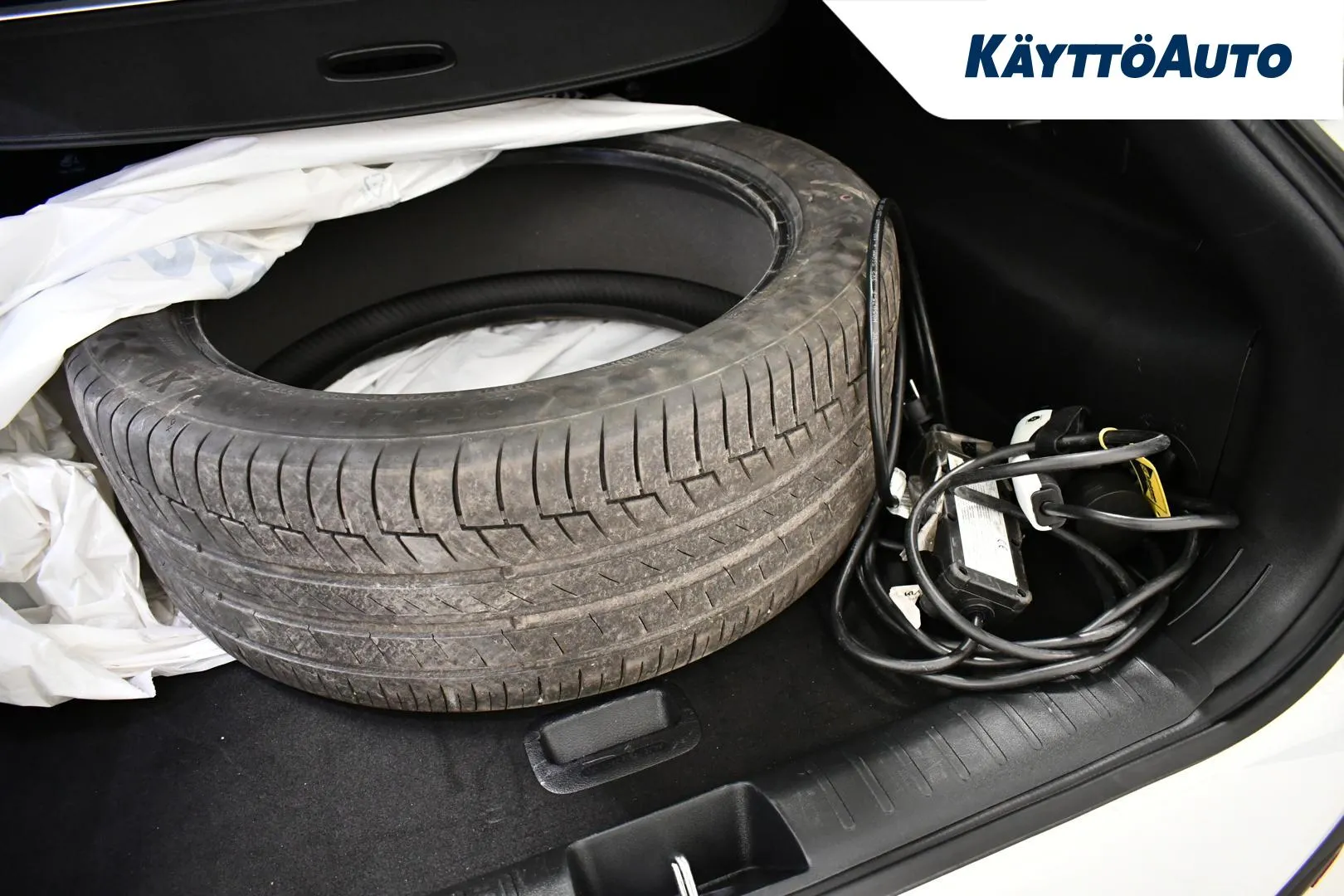 KIA EV6 XSL-857 carousel image