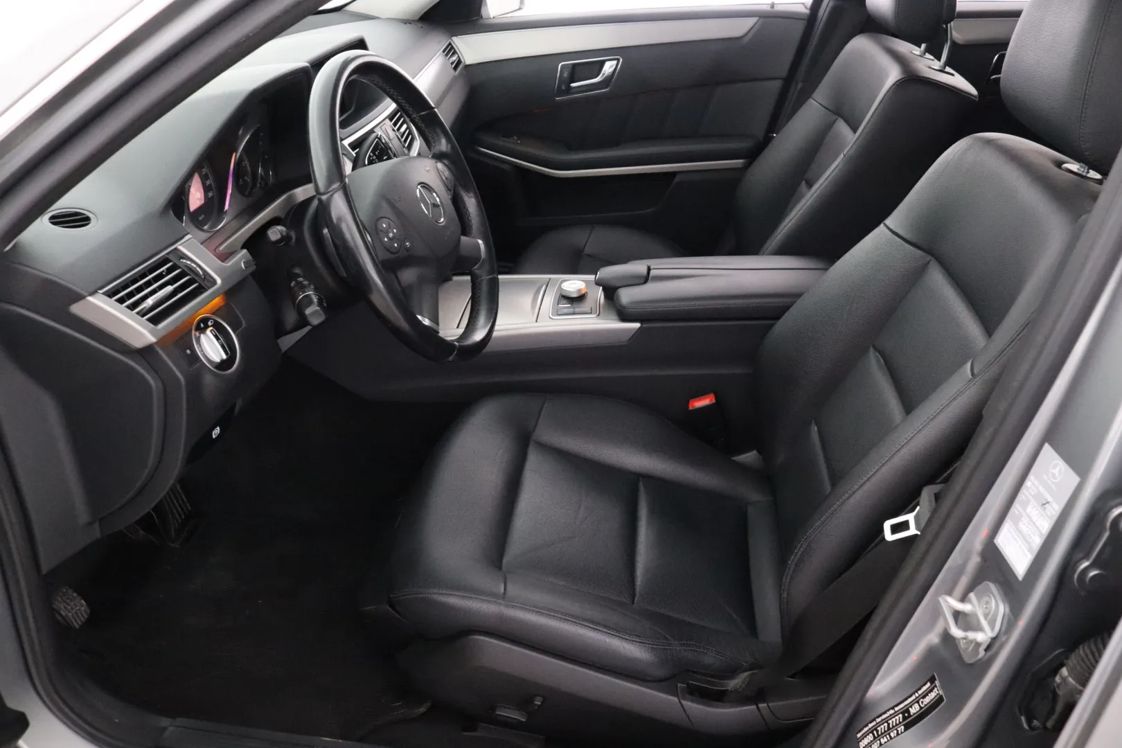 MERCEDES-BENZ E ERT-391 carousel image