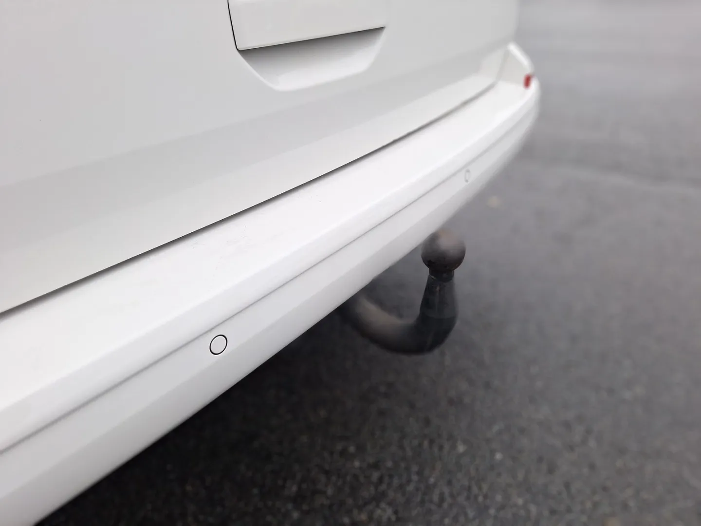 VOLKSWAGEN Transporter YLC-721 carousel image