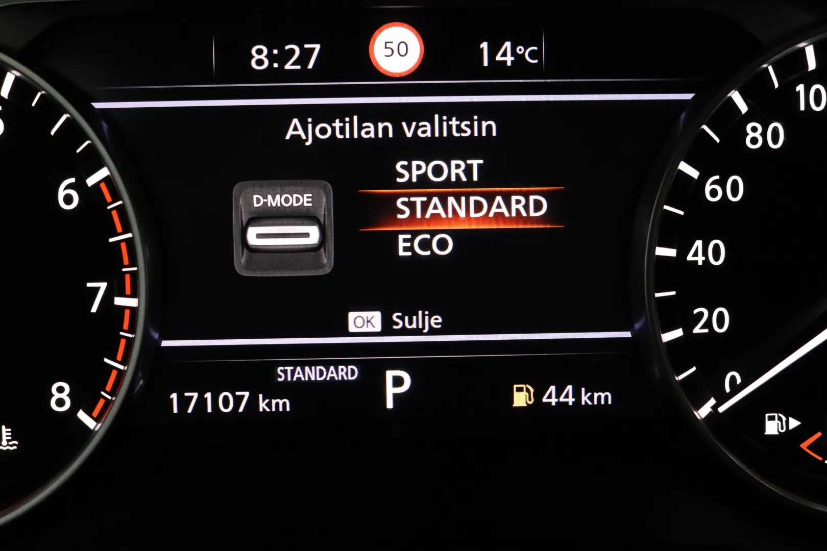 NISSAN Qashqai SOU-245 carousel image