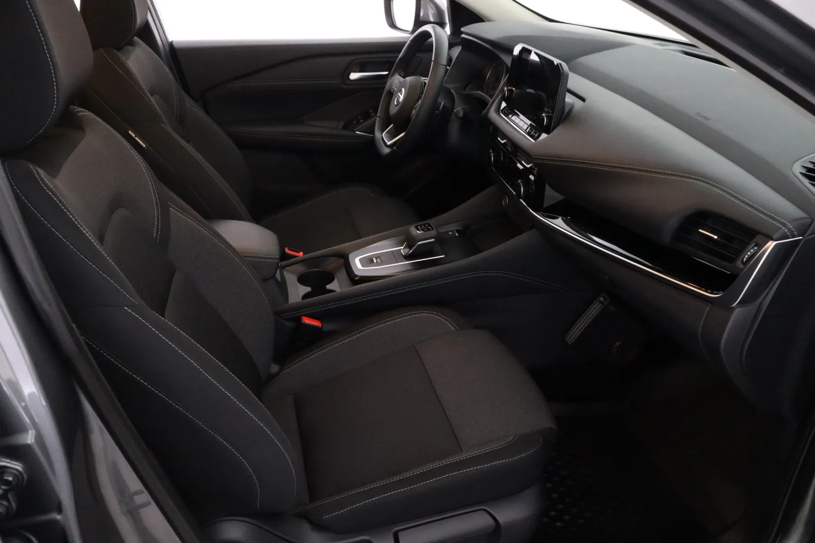 NISSAN Qashqai SOU-245 carousel image