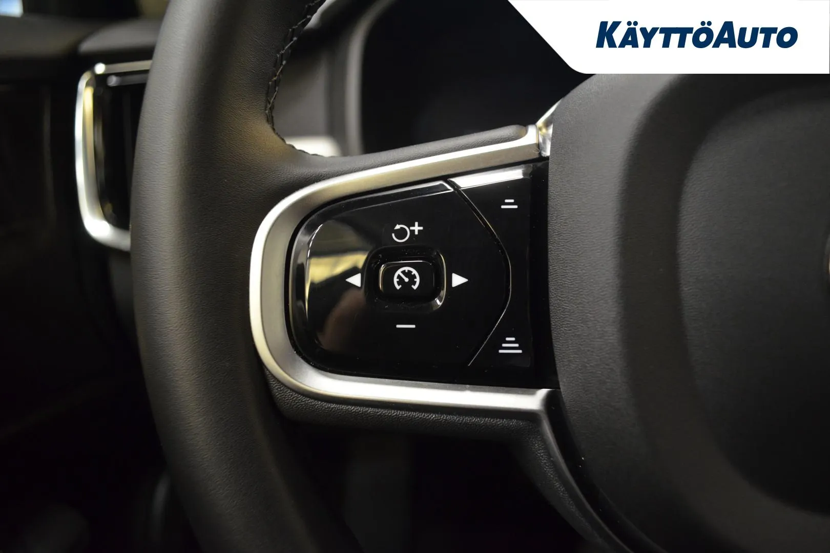 VOLVO V90 JNH-849 carousel image