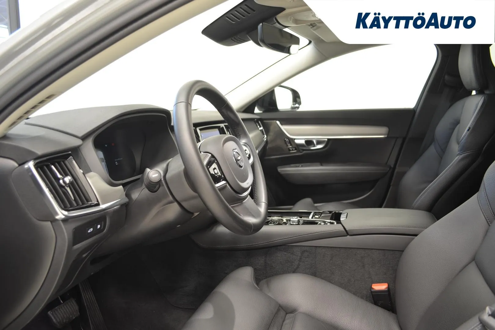 VOLVO V90 JNH-849 carousel image