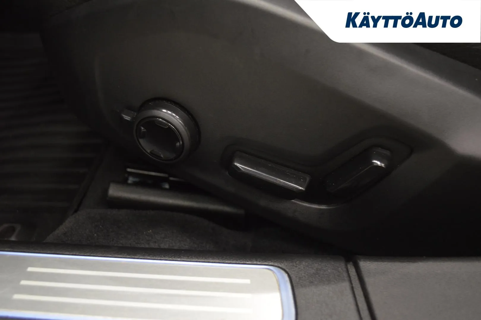 VOLVO V90 JNH-849 carousel image