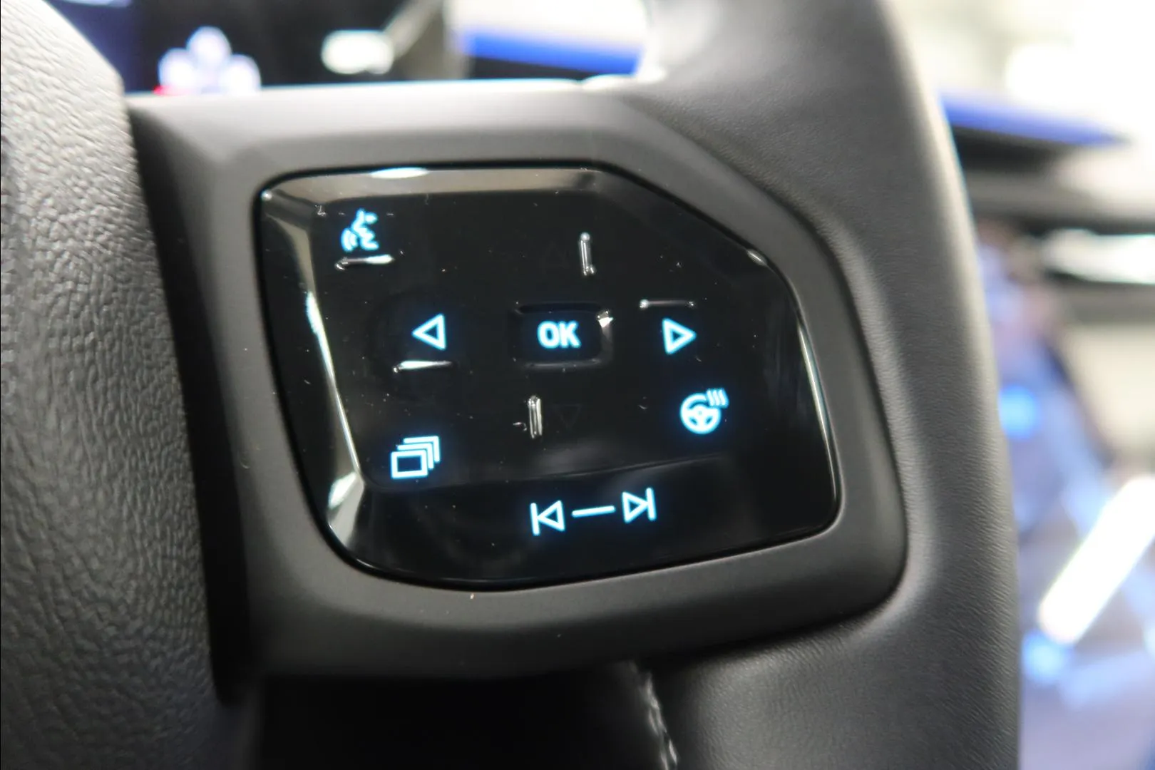 Ford Explorer ISU-351 carousel image