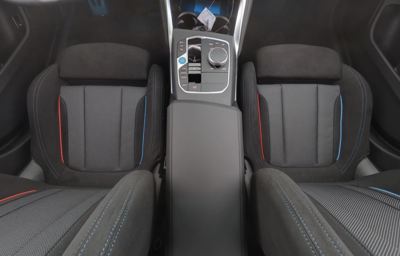 BMW i4 M60 KXL-834 carousel image