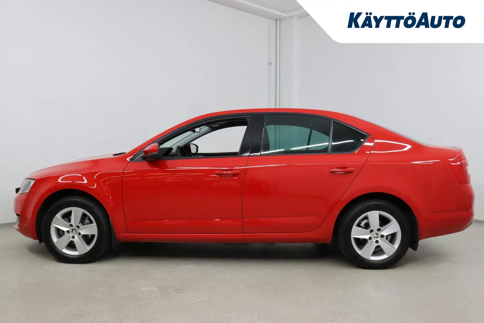 SKODA Octavia MMO-466 carousel image