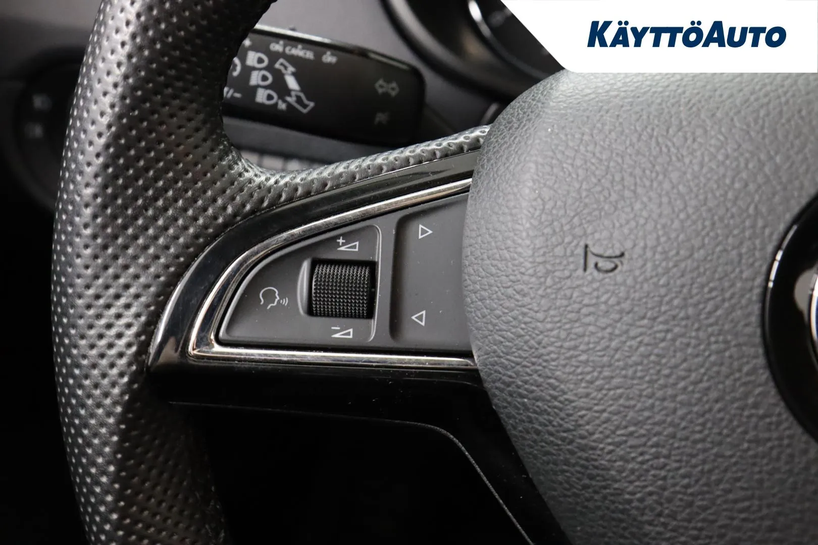 SKODA Octavia MMO-466 carousel image