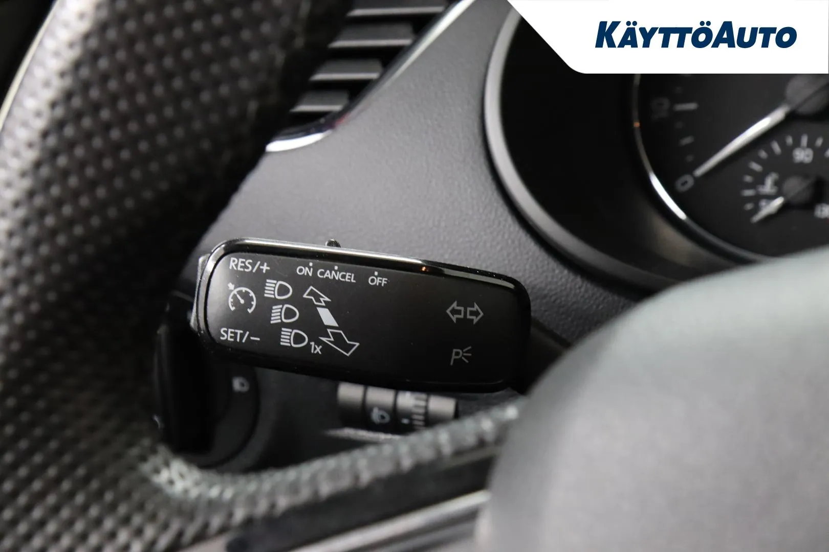 SKODA Octavia MMO-466 carousel image