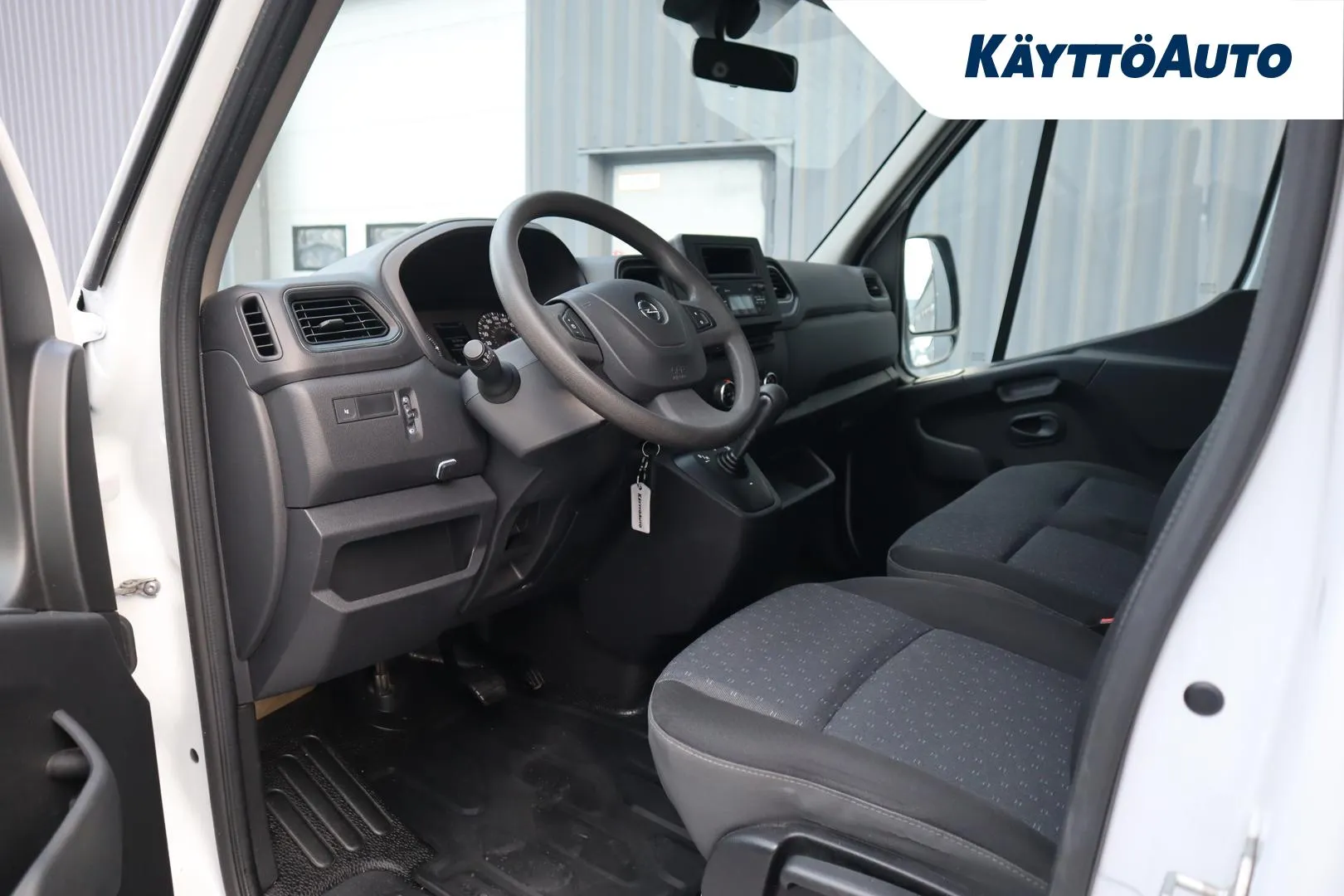 Opel Movano JMB-790 carousel image