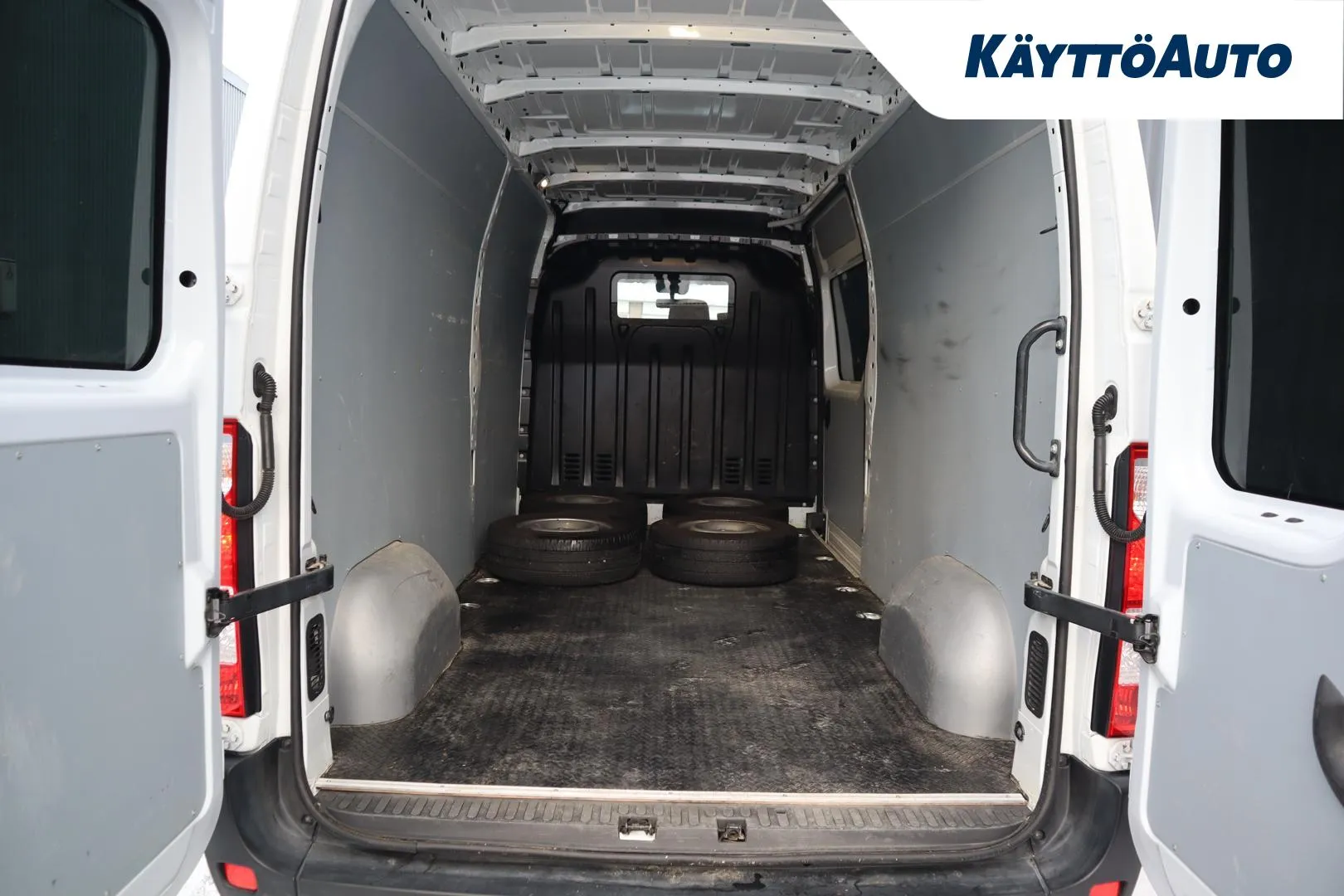 Opel Movano JMB-790 carousel image