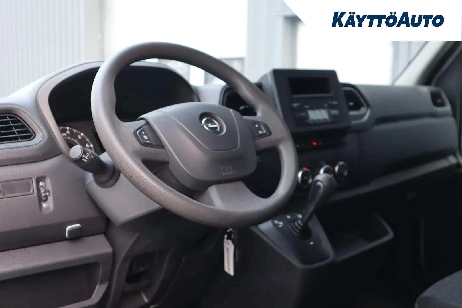 Opel Movano JMB-790 carousel image