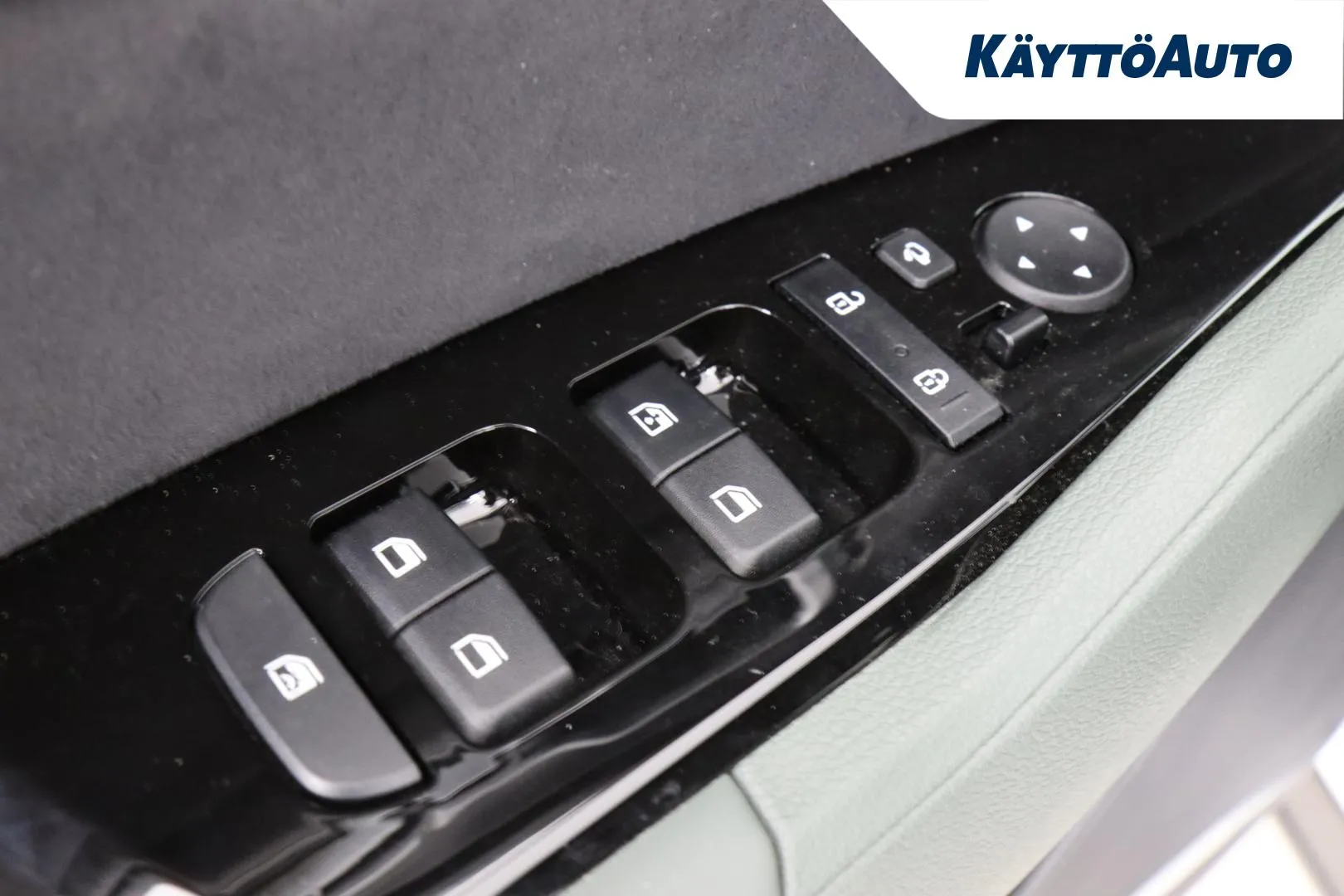 KIA Sportage CRV-868 carousel image