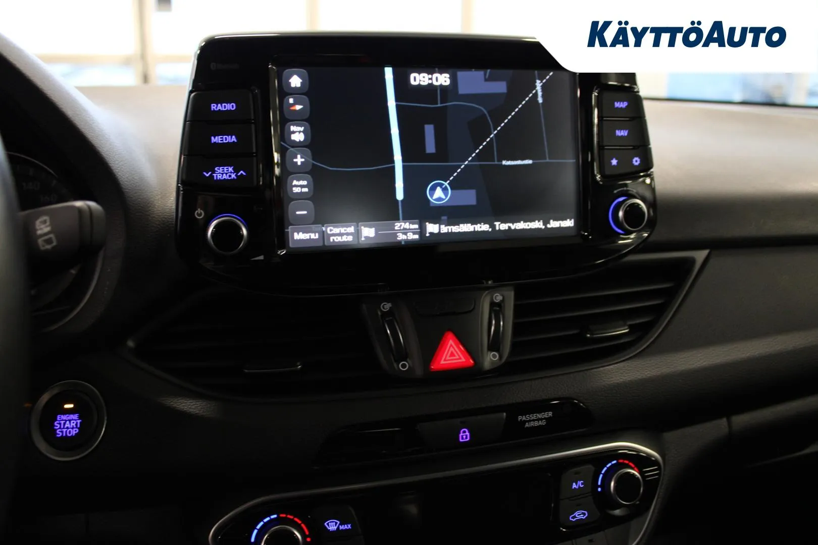 HYUNDAI i30 Wagon YJA-257 carousel image