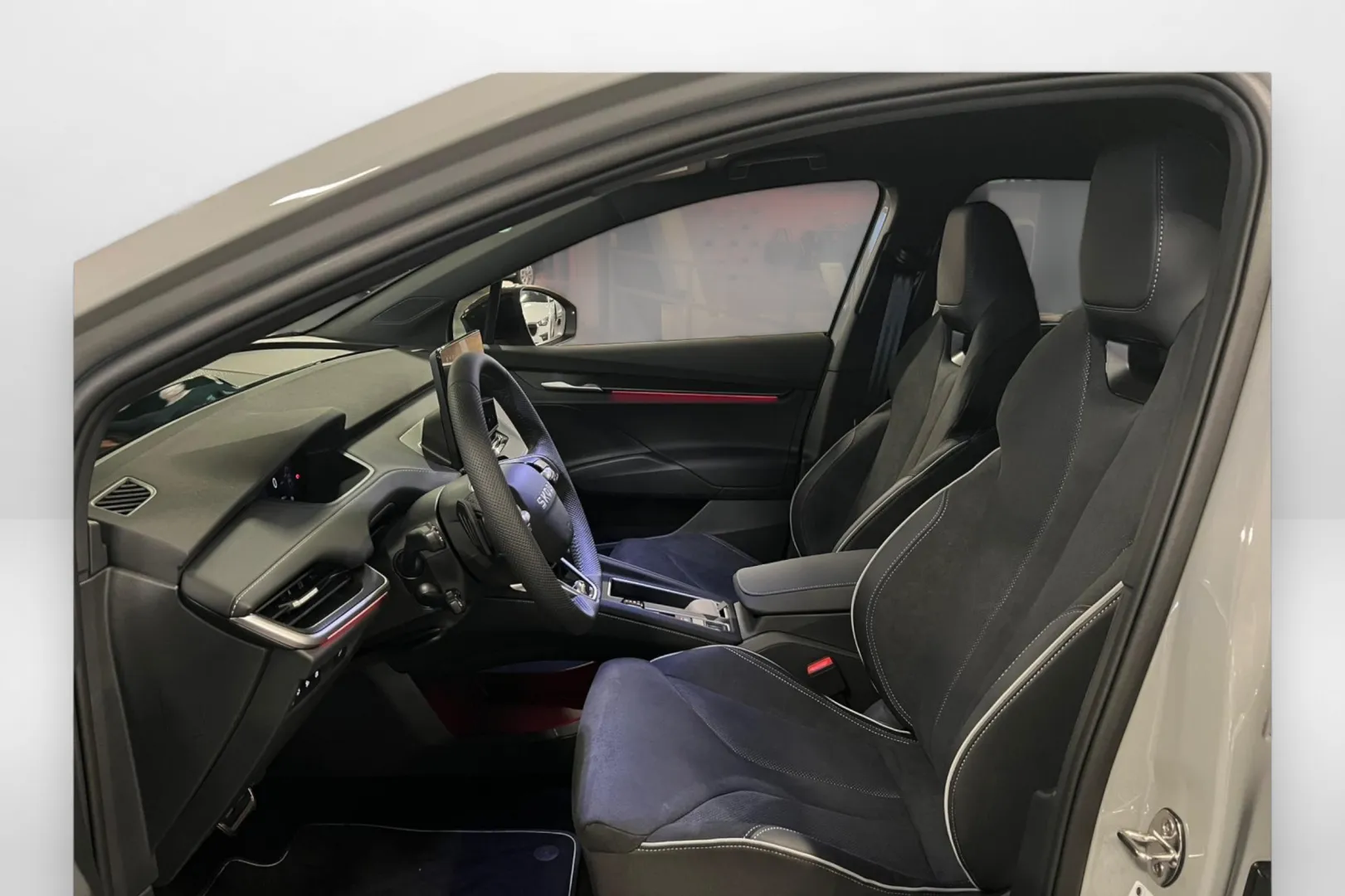 Skoda Elroq JOH-569 carousel image