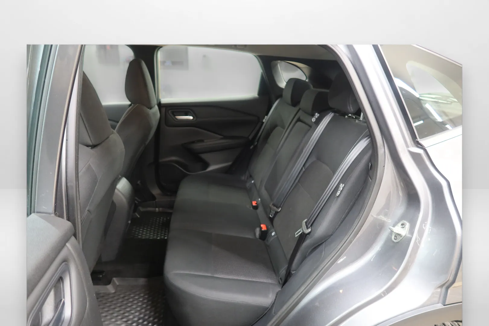 Nissan Qashqai NNR-836 carousel image