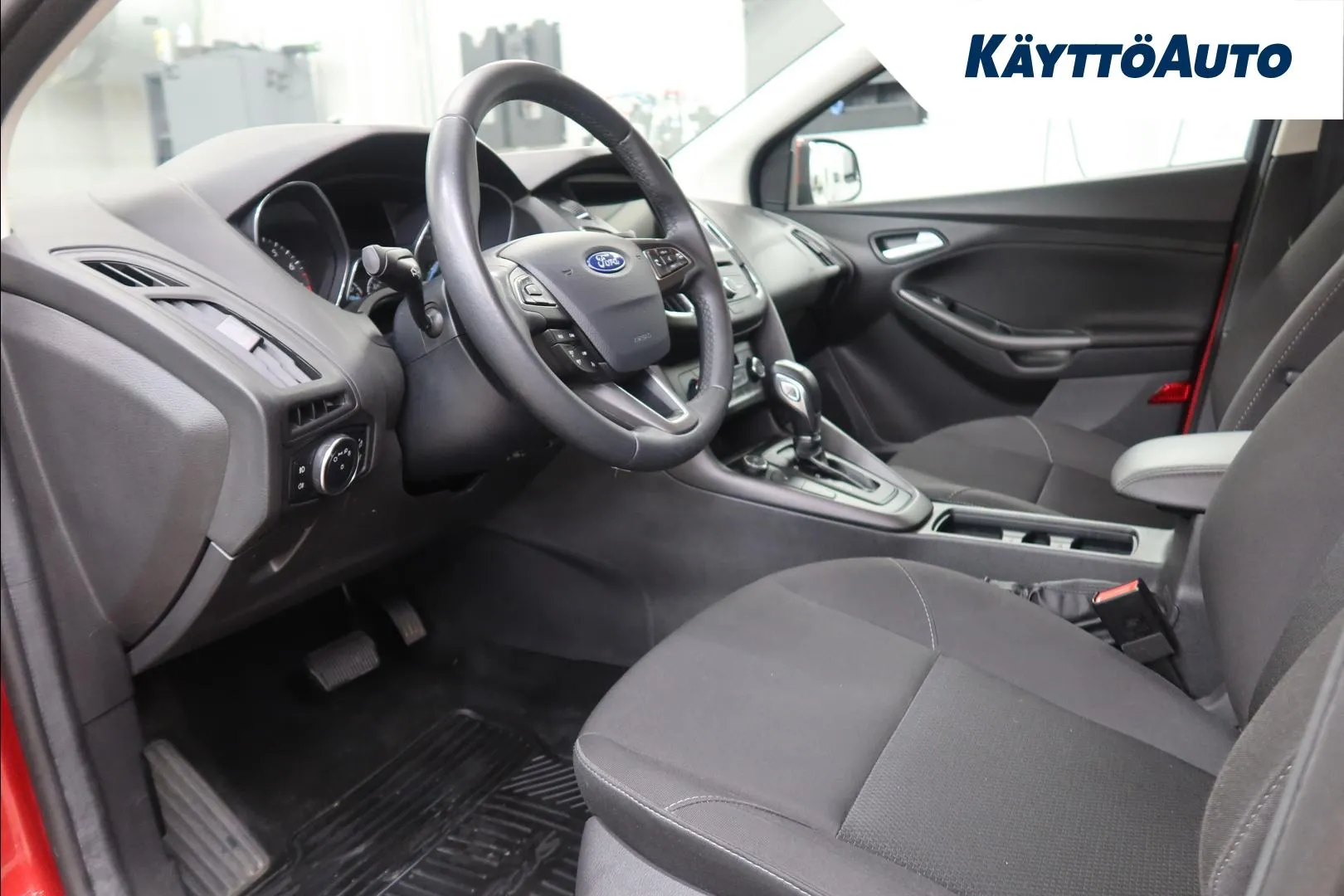 FORD Focus MNM-468 carousel image