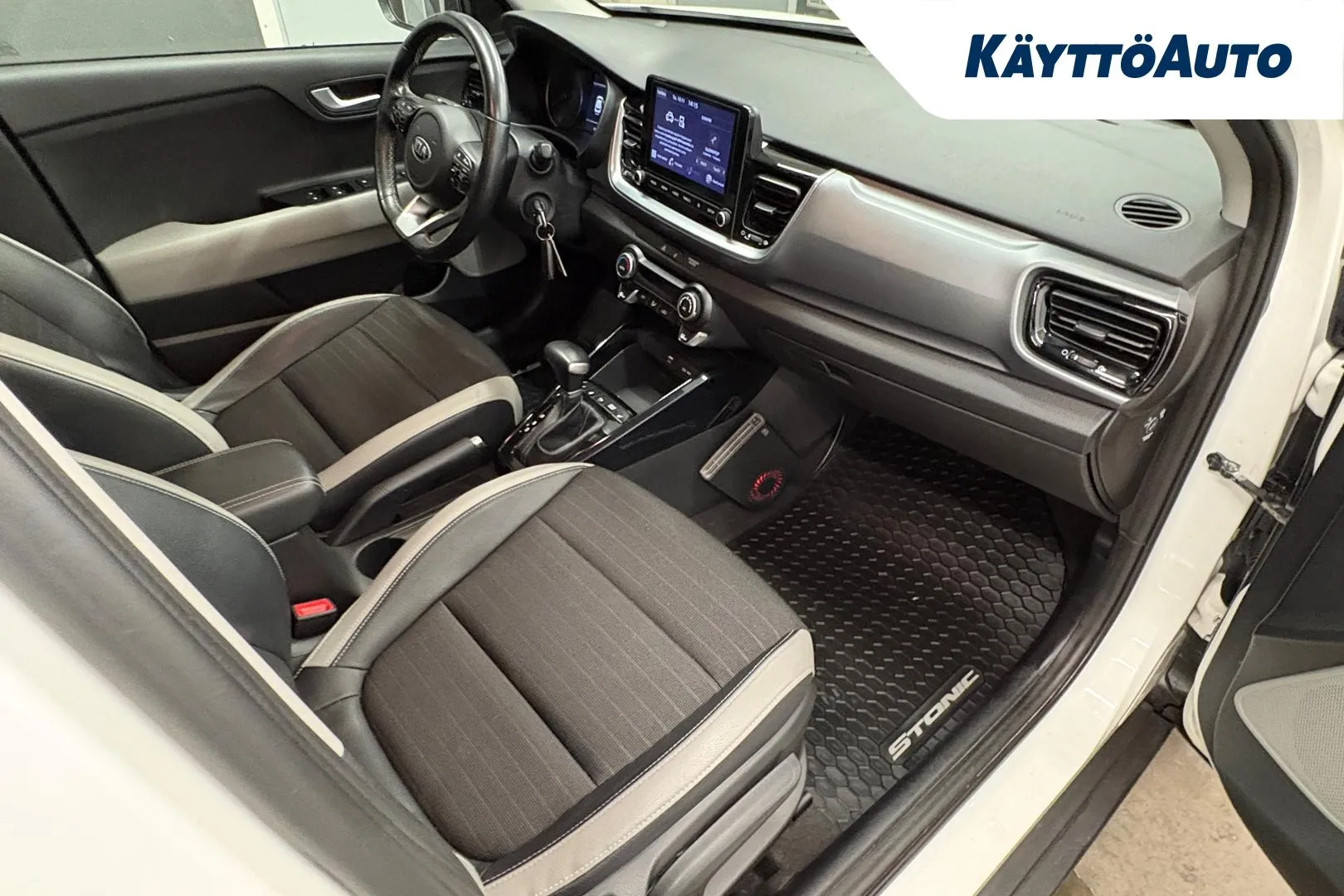 KIA Stonic KTZ-461 carousel image