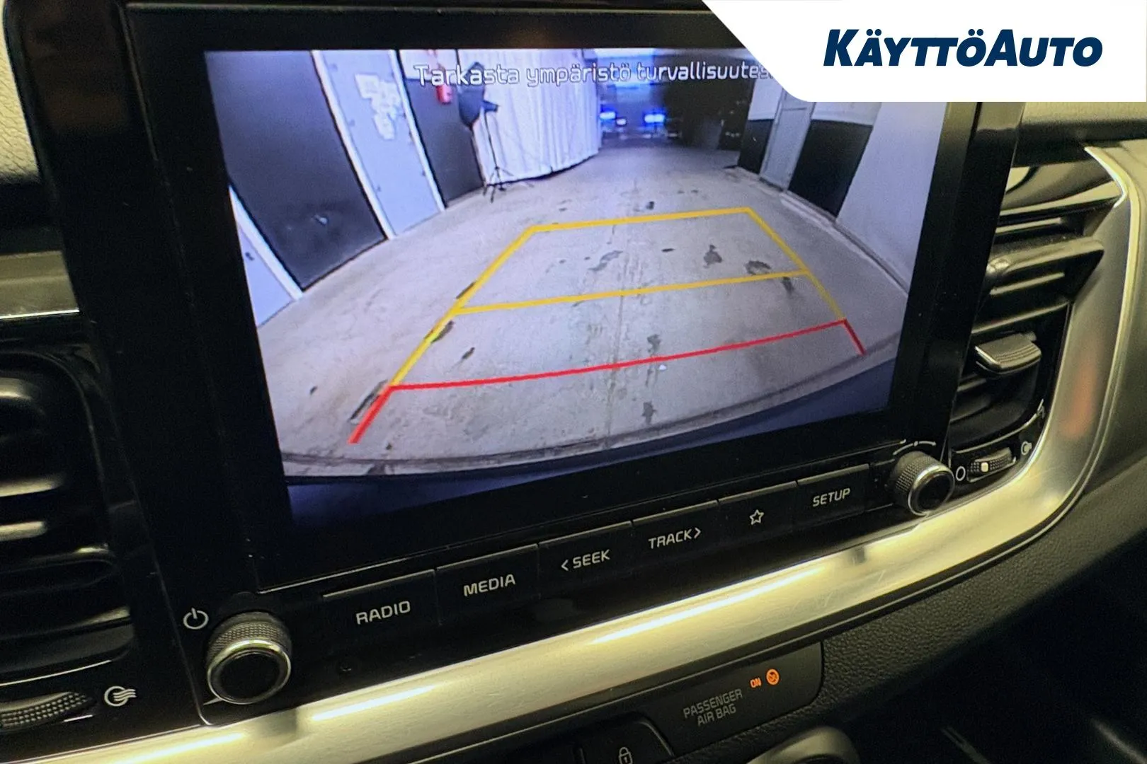 KIA Stonic KTZ-461 carousel image