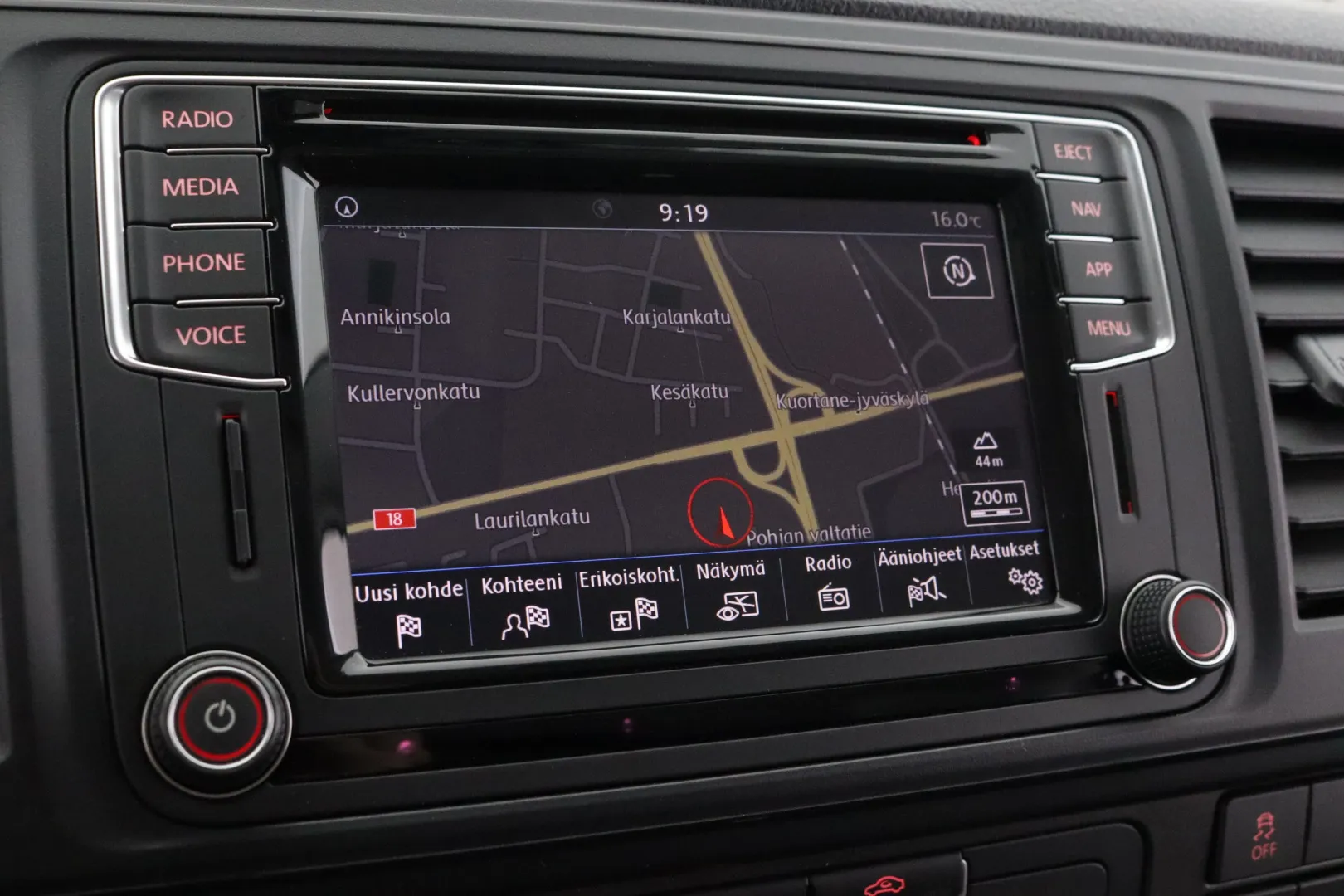 VOLKSWAGEN Transporter KTK-249 carousel image