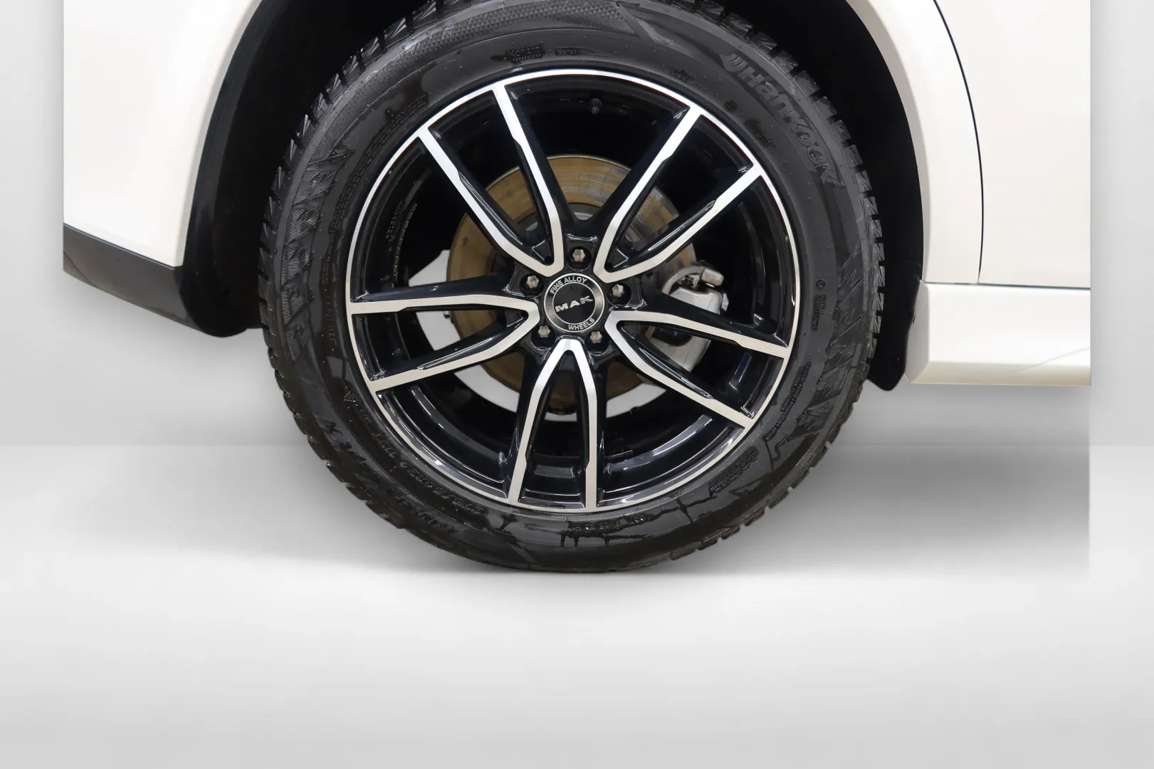 MERCEDES-BENZ GLE FSE-236 carousel image