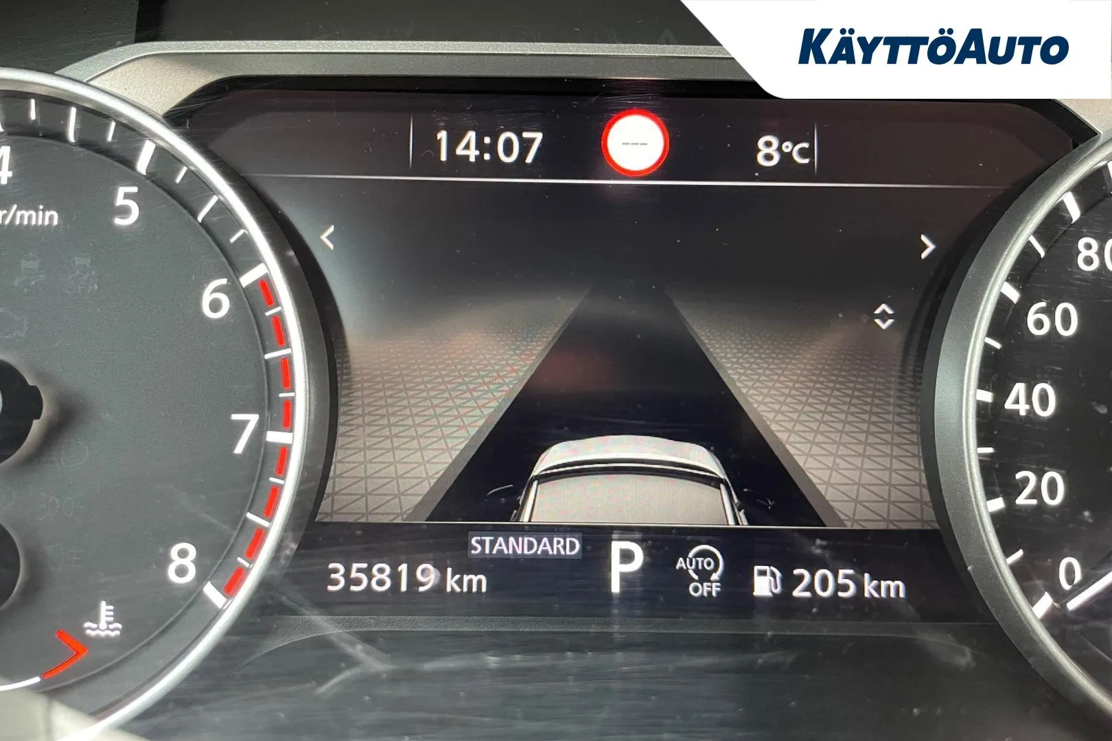 Nissan Qashqai RVV-568 carousel image