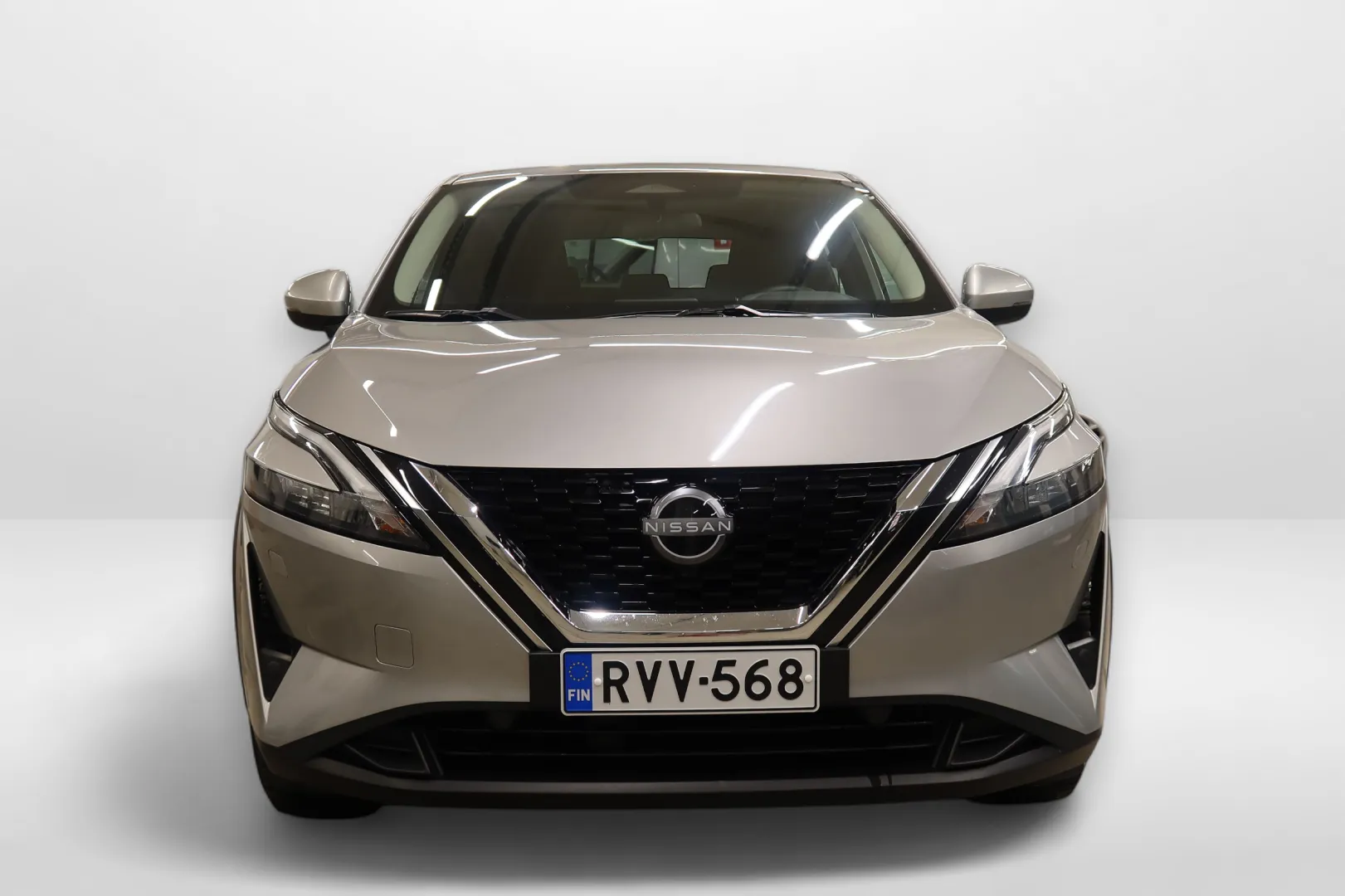 Nissan Qashqai RVV-568 carousel image