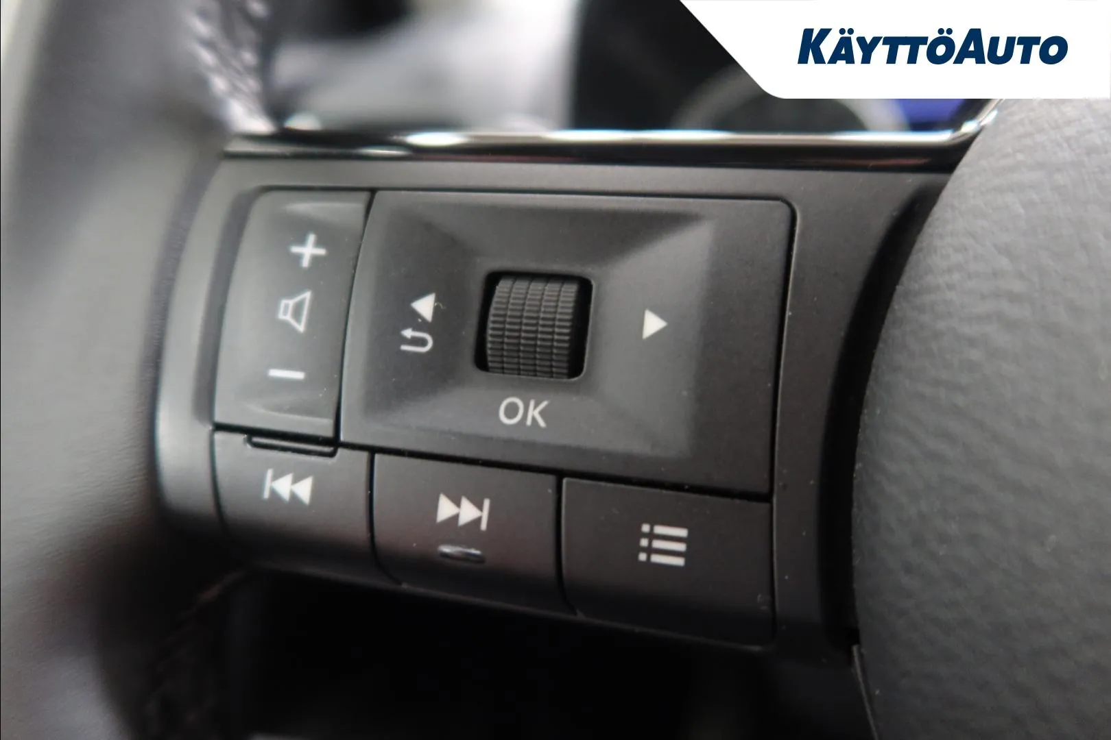 Nissan Qashqai RVV-568 carousel image