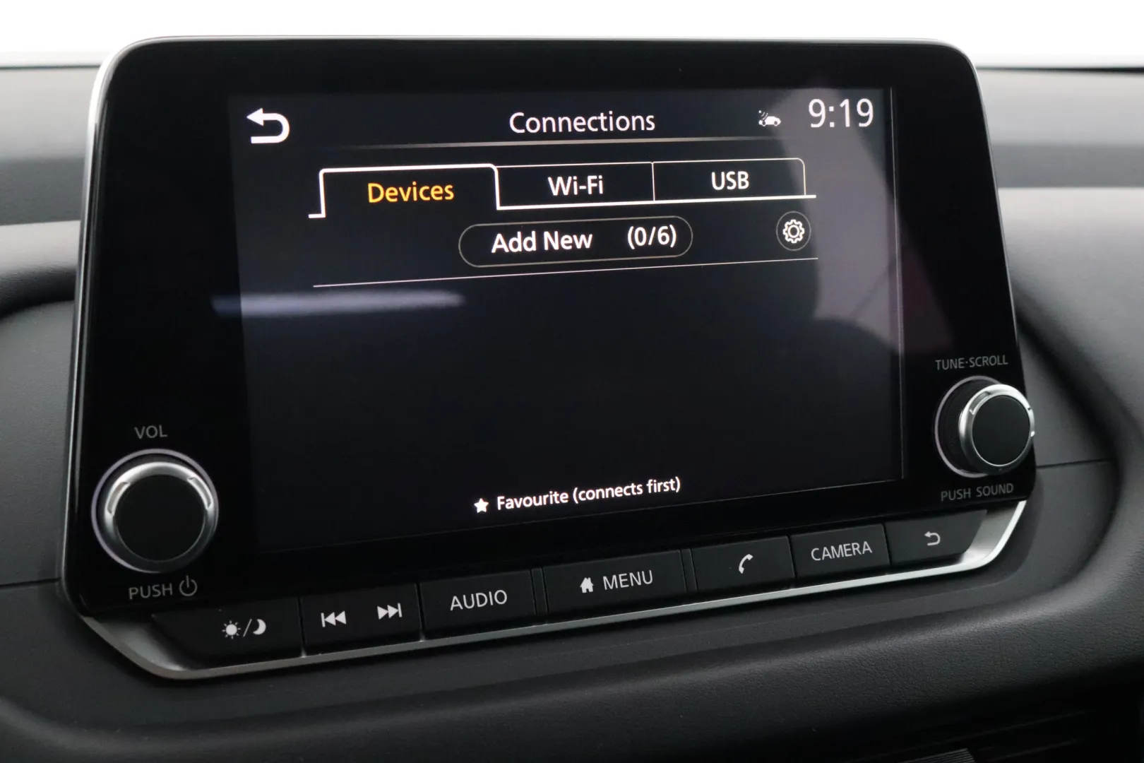 NISSAN Qashqai RVZ-446 carousel image