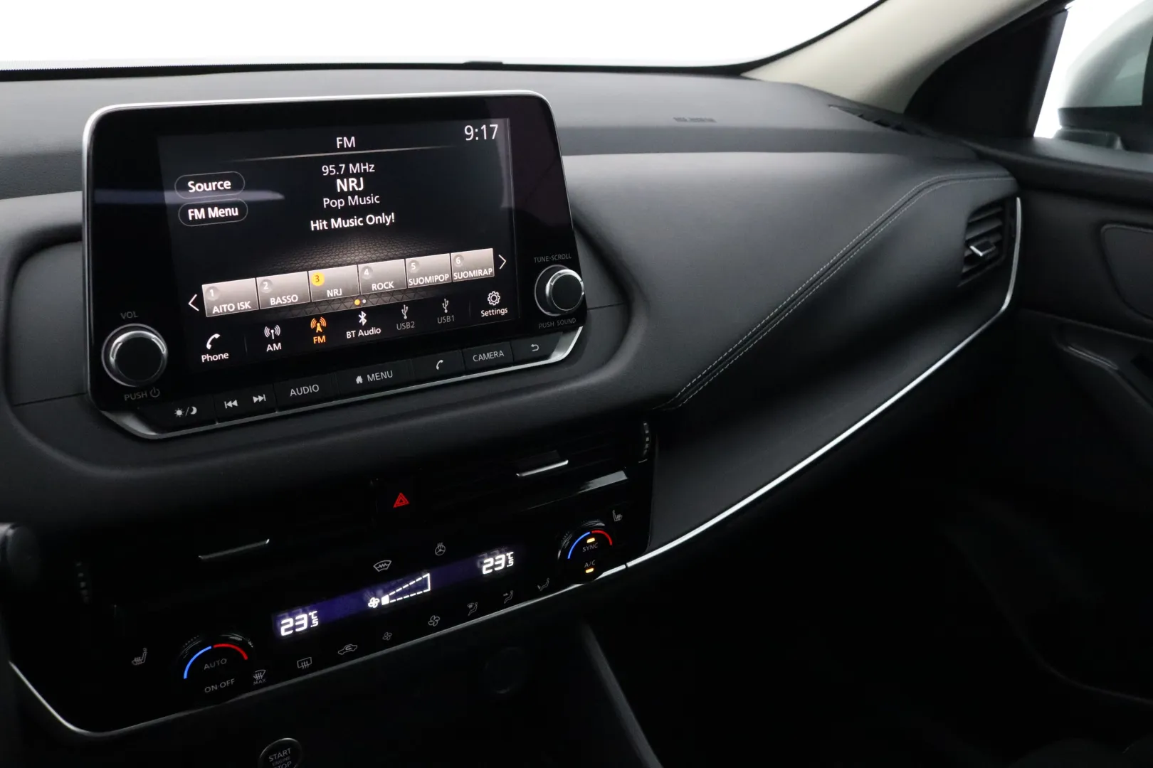 NISSAN Qashqai RVZ-446 carousel image