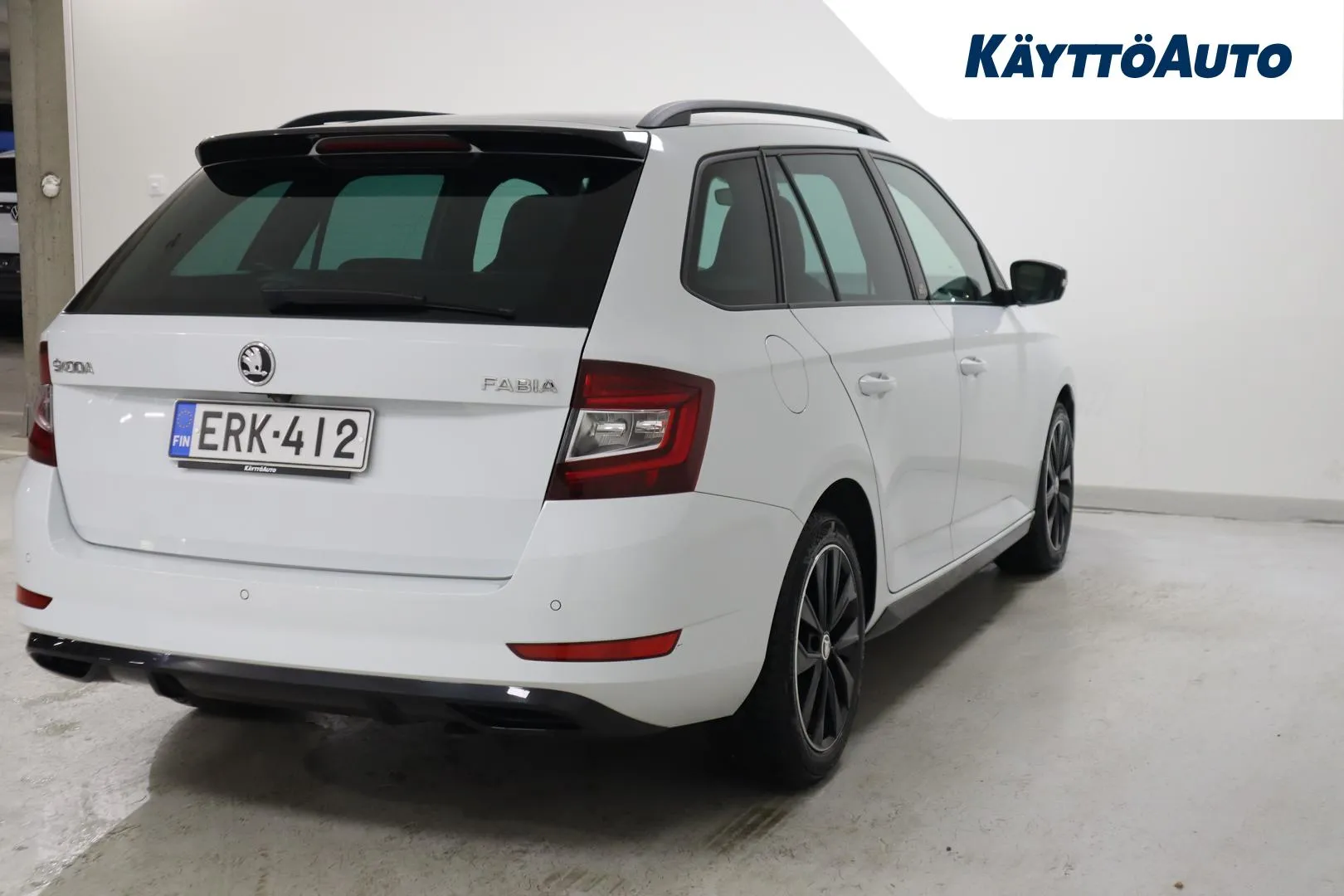 Skoda Fabia ERK-412 carousel image