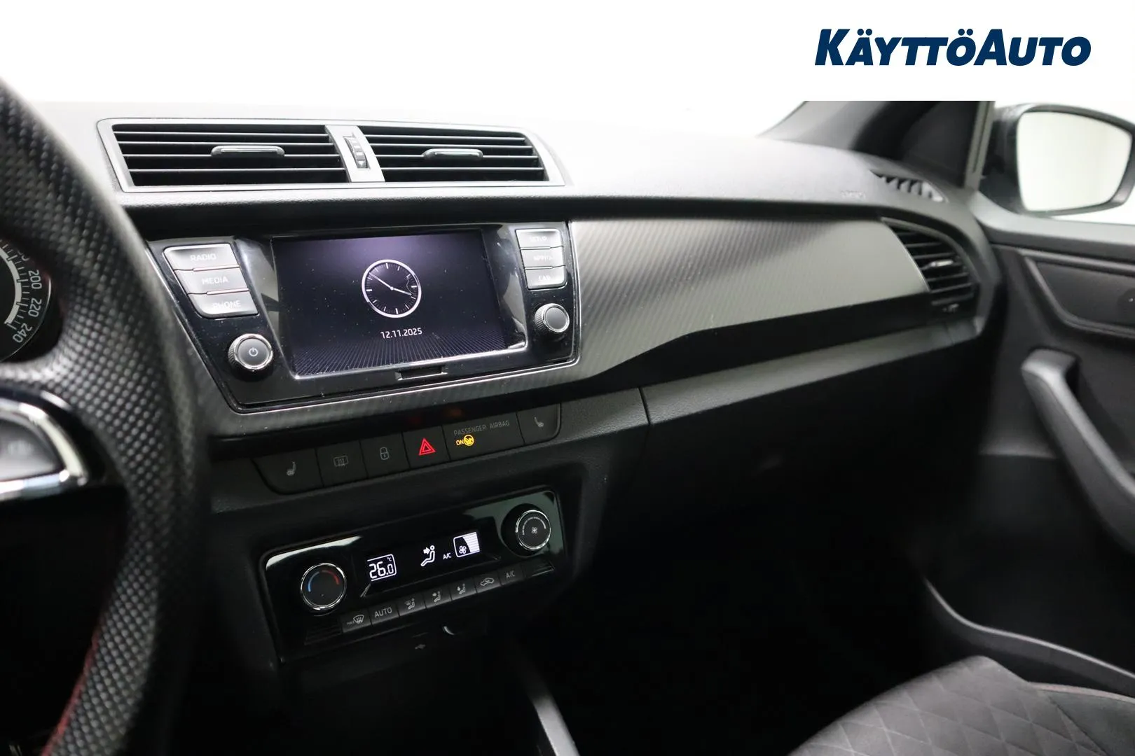 Skoda Fabia ERK-412 carousel image