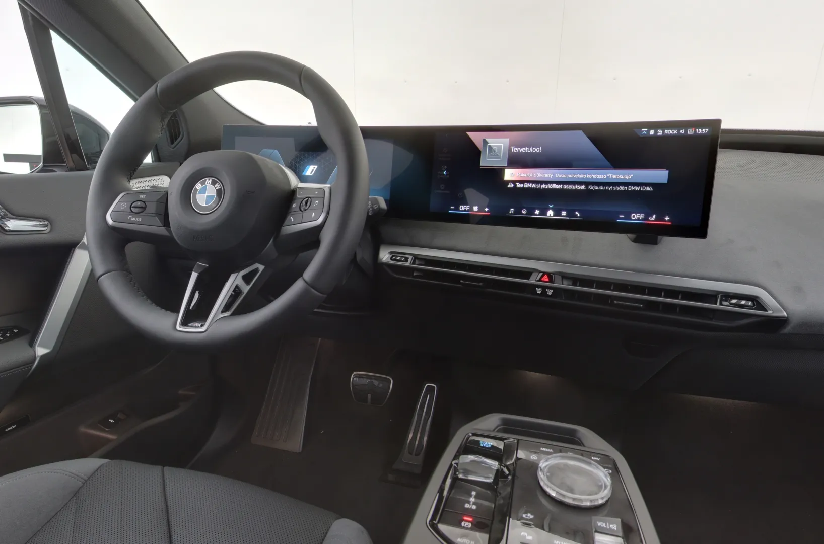 BMW iX KXO-395 carousel image