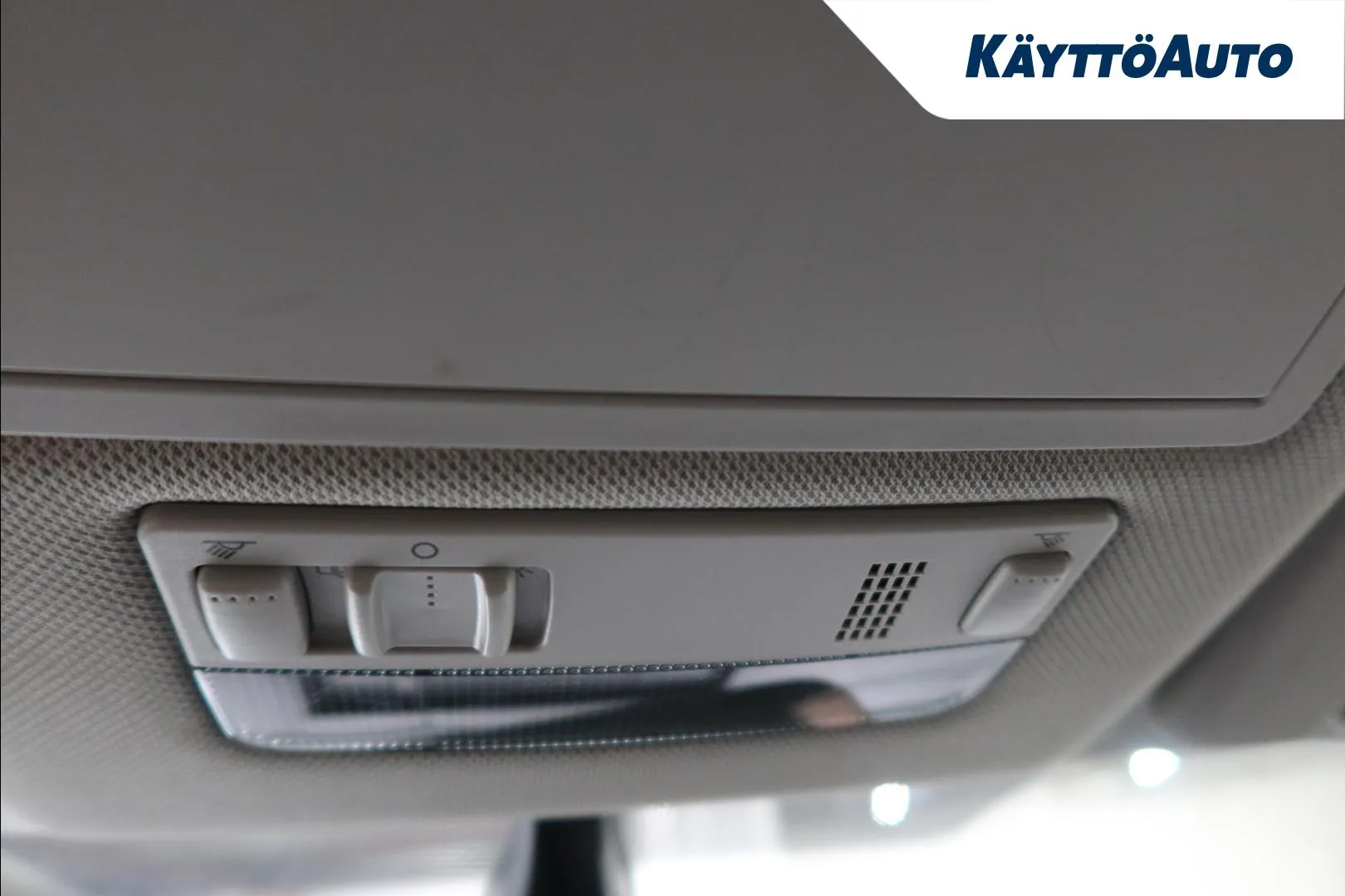 VOLKSWAGEN Amarok MMV-795 carousel image