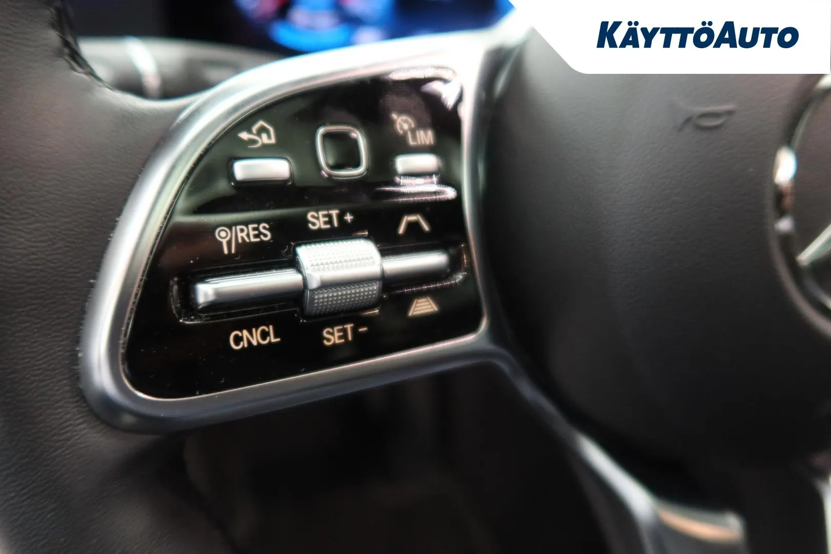 Mercedes-Benz EQC KVC-790 carousel image