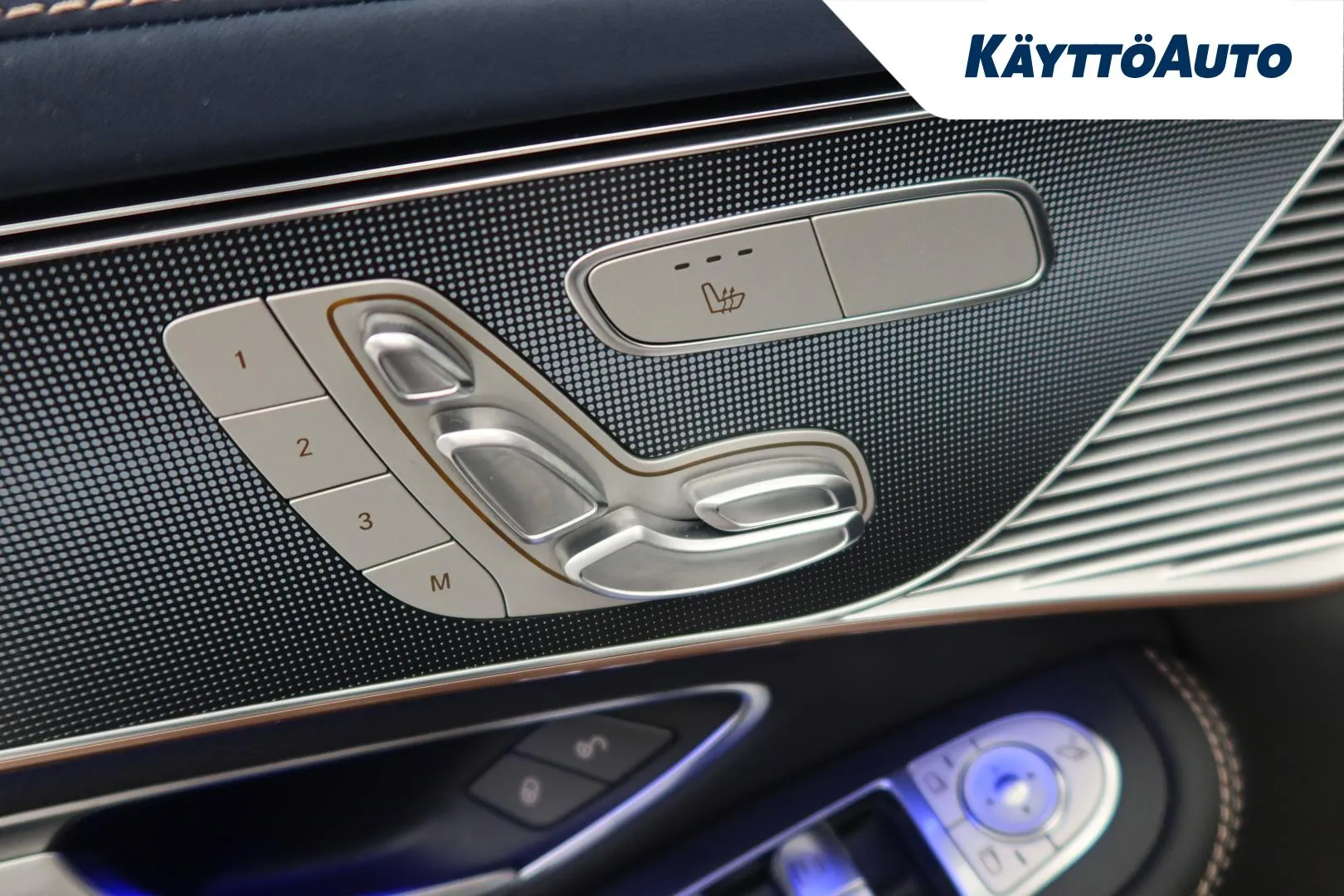 Mercedes-Benz EQC KVC-790 carousel image