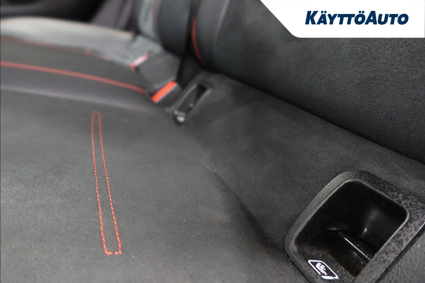 Mercedes-Benz CLA LVP-376 carousel image