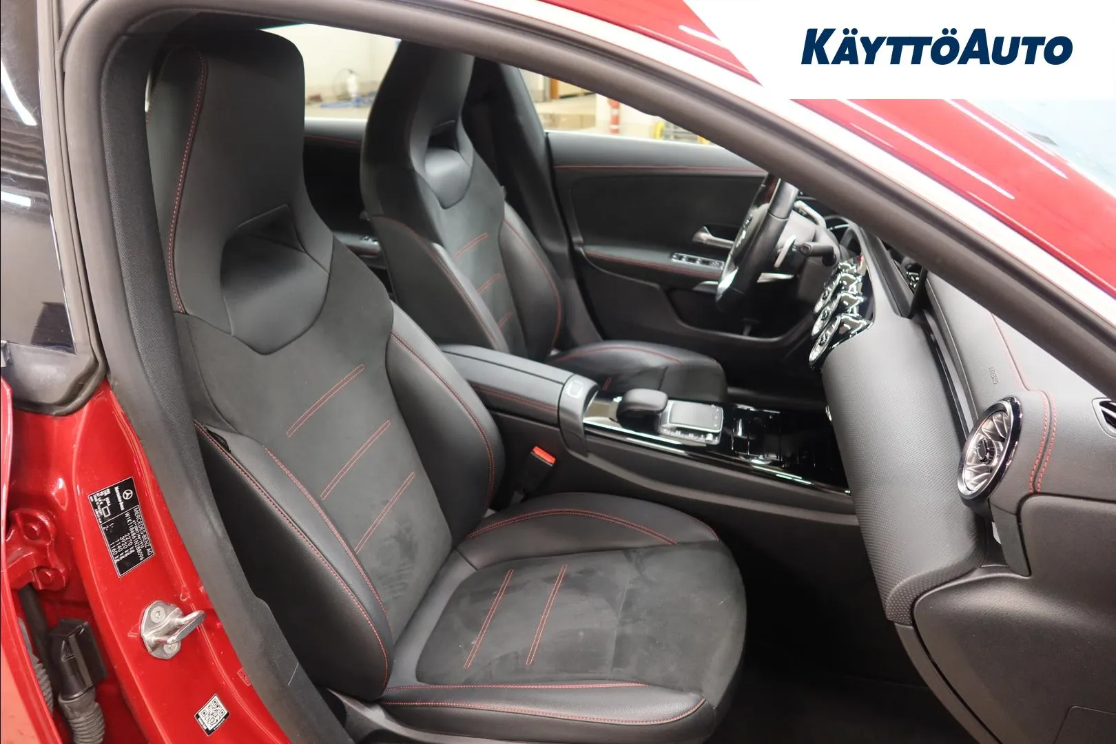 Mercedes-Benz CLA LVP-376 carousel image