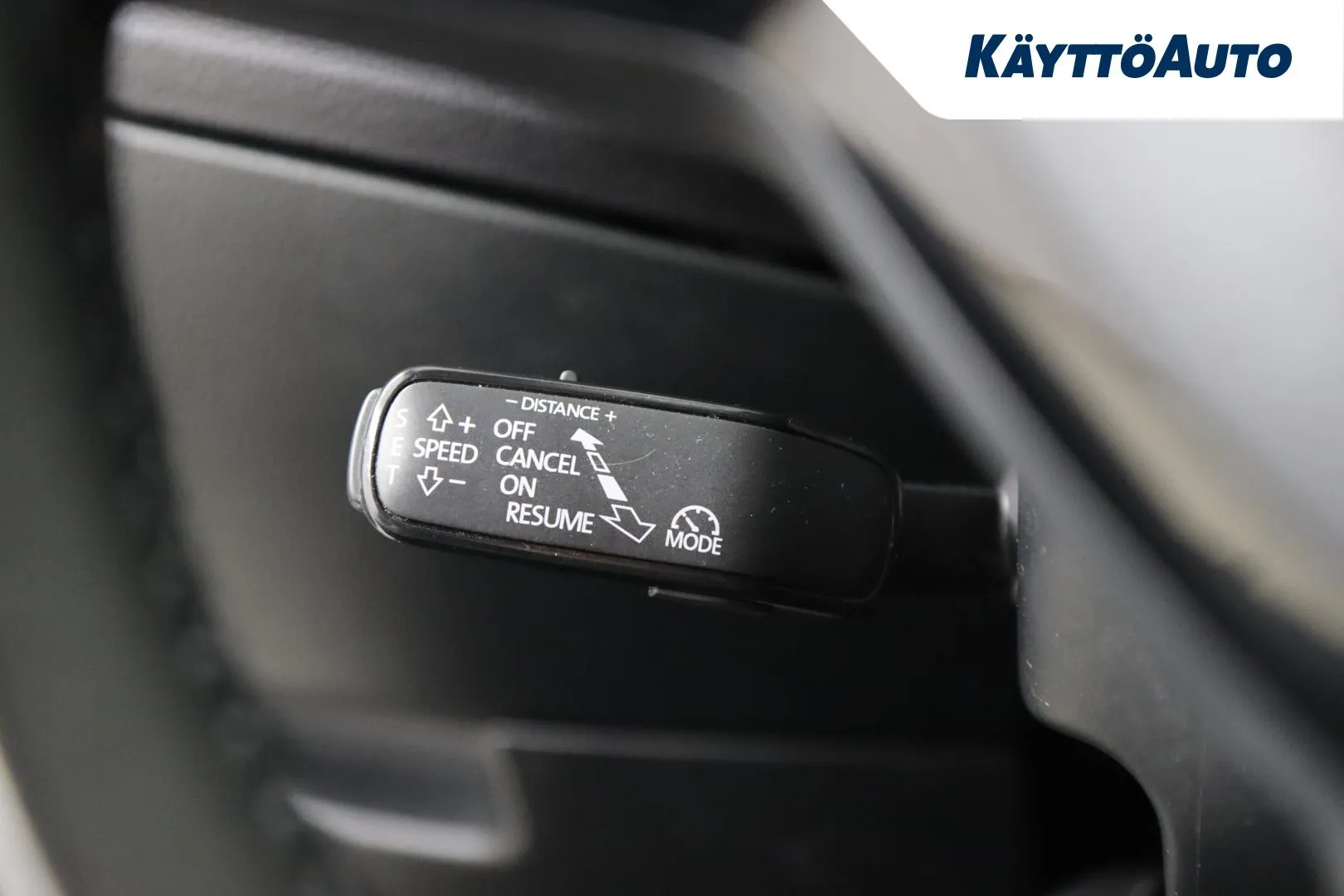 SKODA Superb NKZ-338 carousel image