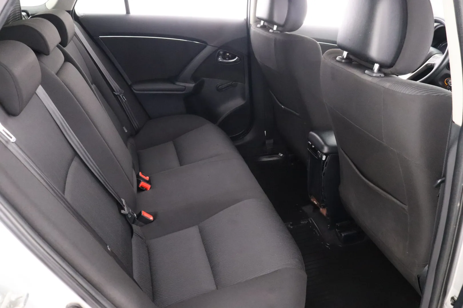 TOYOTA Avensis LLM-297 carousel image