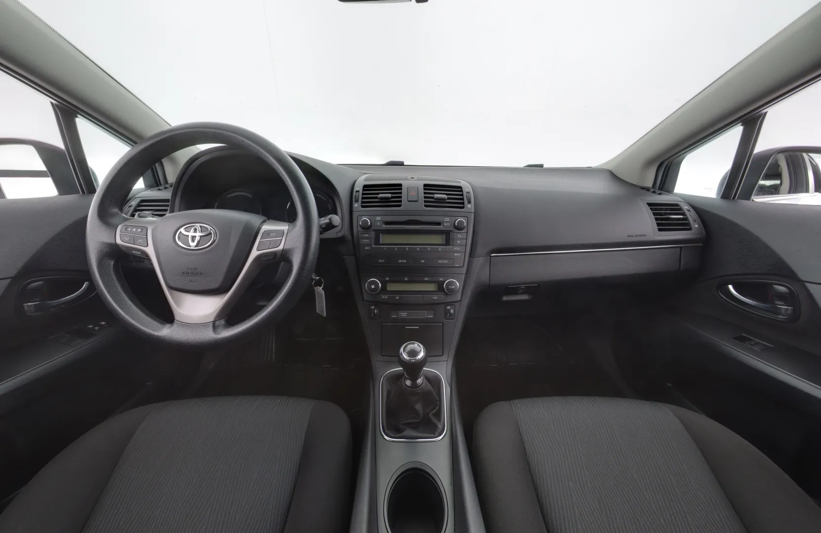 TOYOTA Avensis LLM-297 carousel image