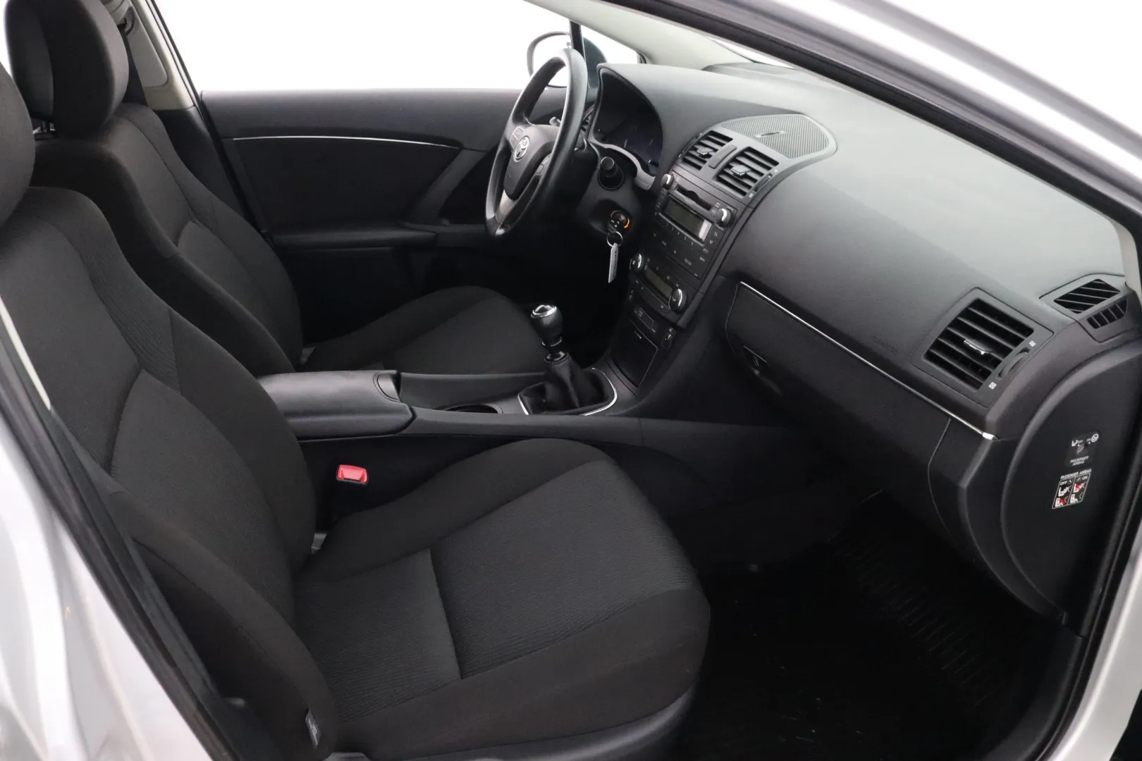 TOYOTA Avensis LLM-297 carousel image