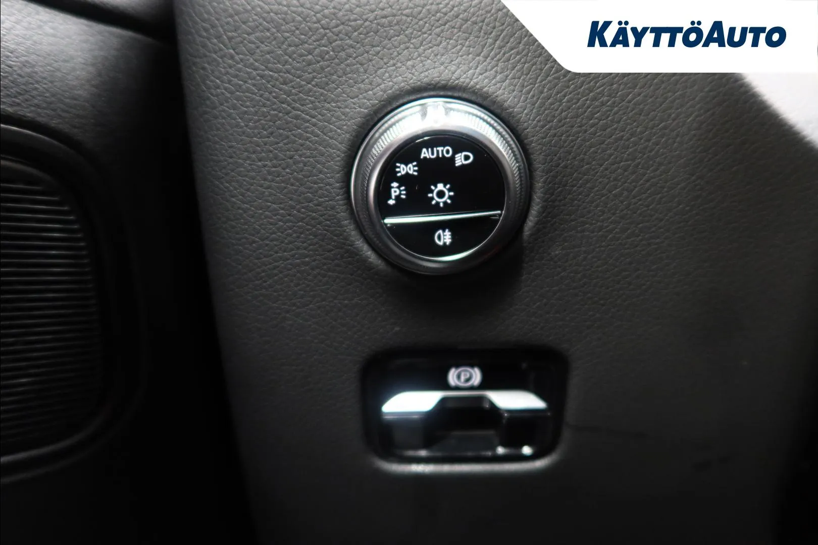 MERCEDES-BENZ GLC XSK-305 carousel image