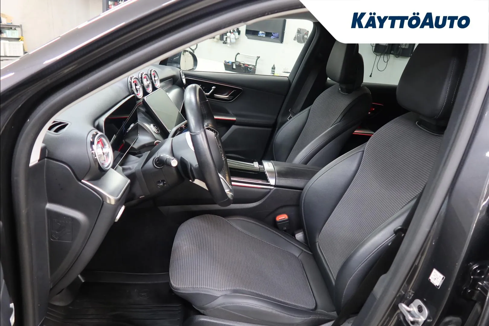 MERCEDES-BENZ GLC XSK-305 carousel image