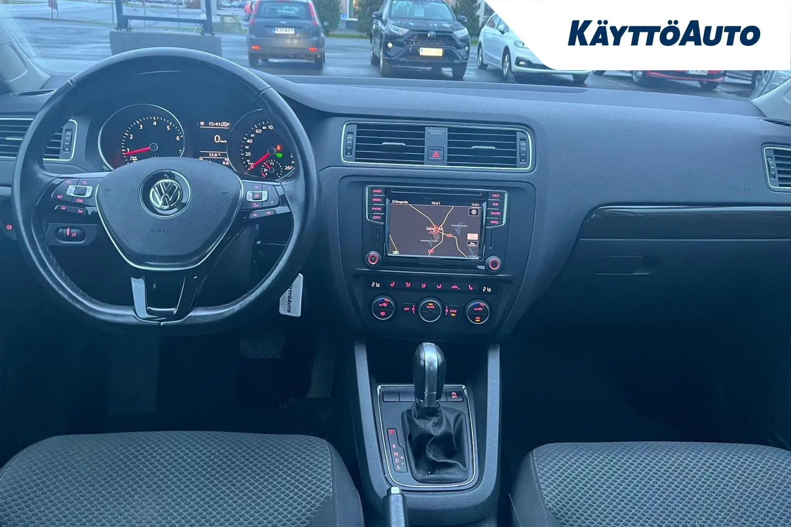 VOLKSWAGEN Jetta OVV-906 carousel image