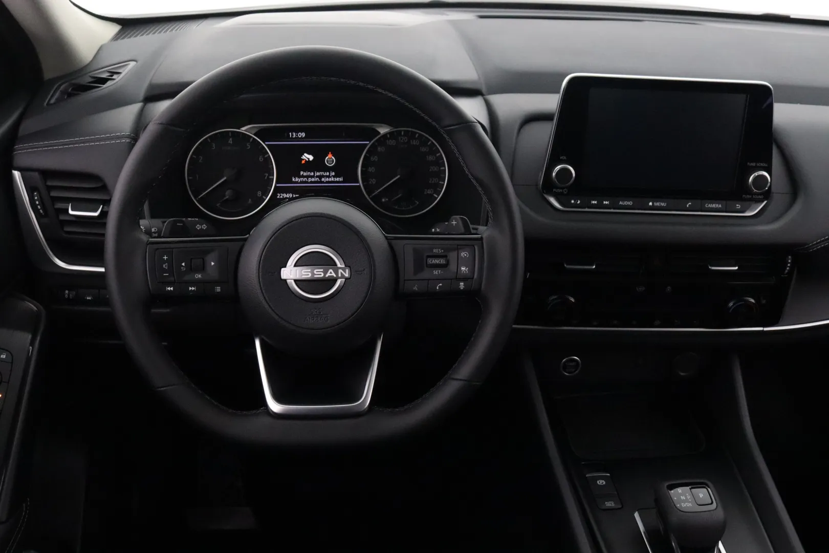 NISSAN Qashqai XSS-529 carousel image