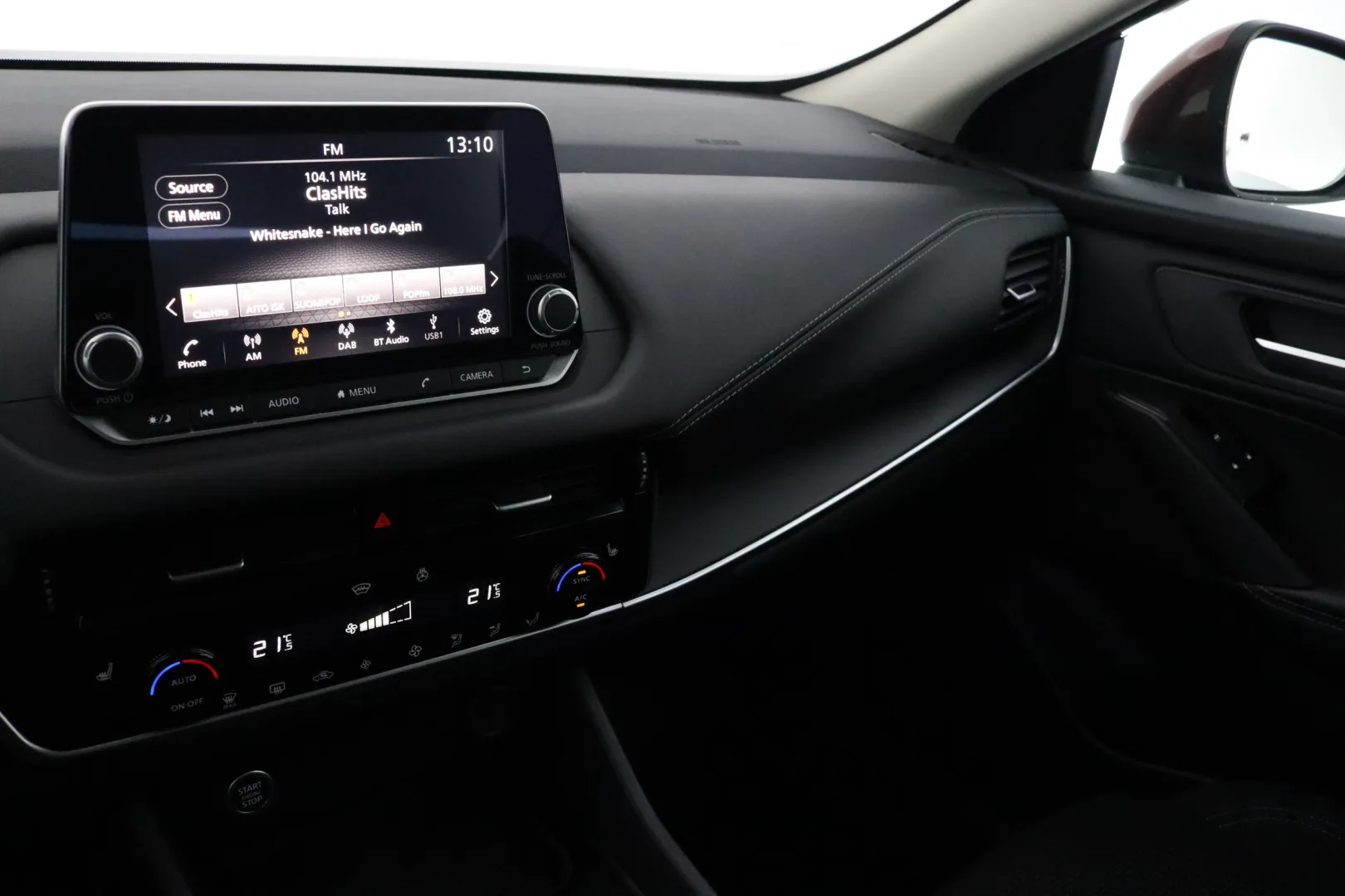 NISSAN Qashqai XSS-529 carousel image