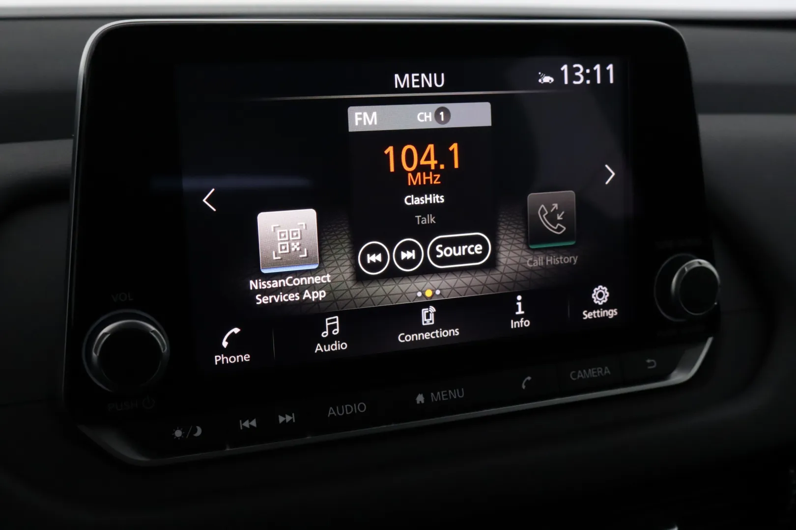 NISSAN Qashqai XSS-529 carousel image