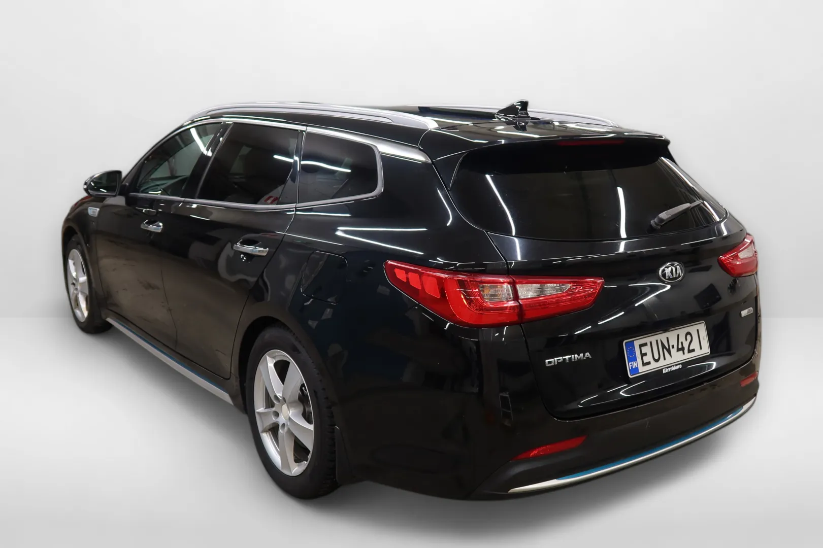 Kia Optima EUN-421 carousel image